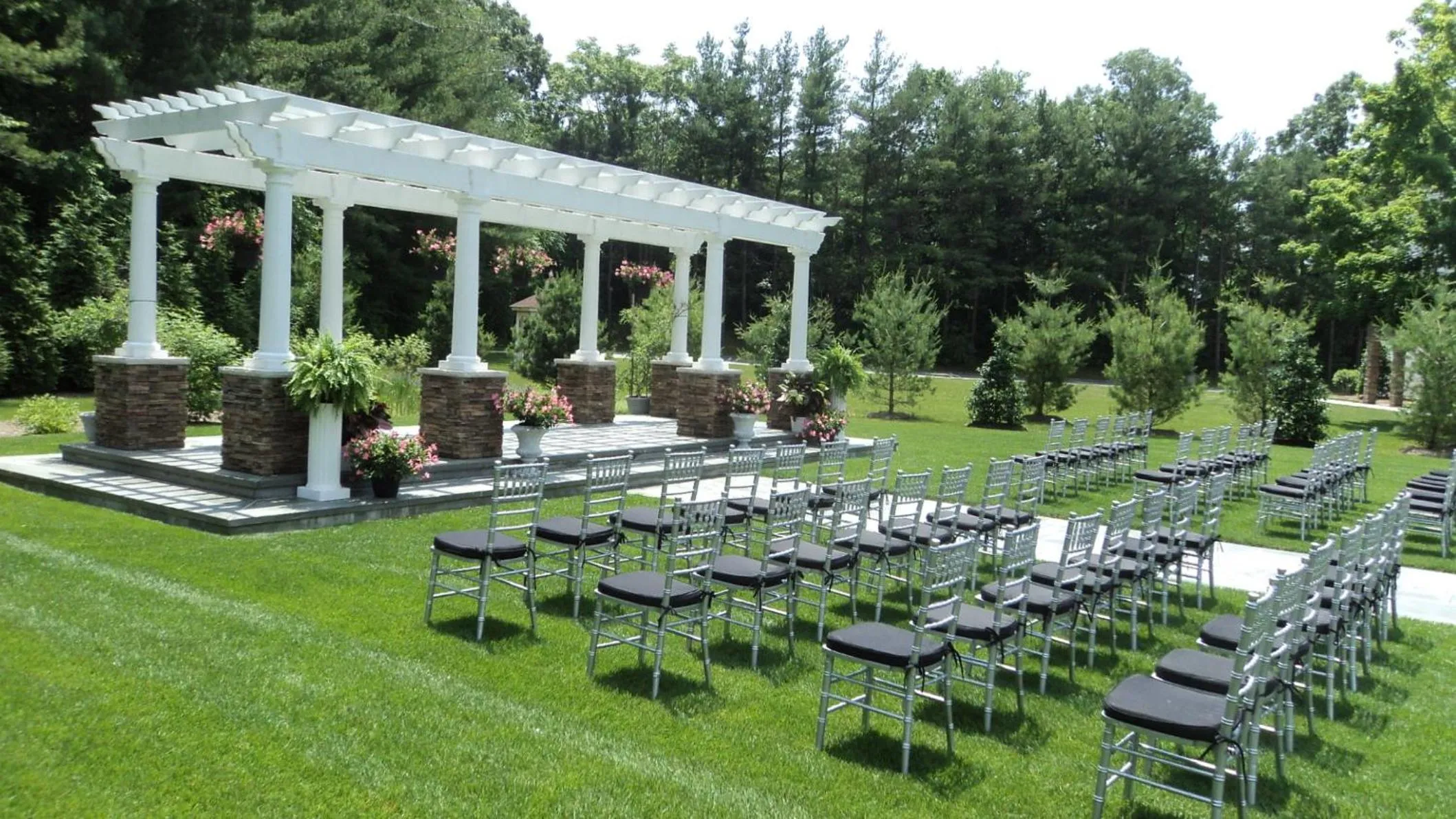 Meeting/conference room in Crowne Plaza Suffern-Mahwah by IHG