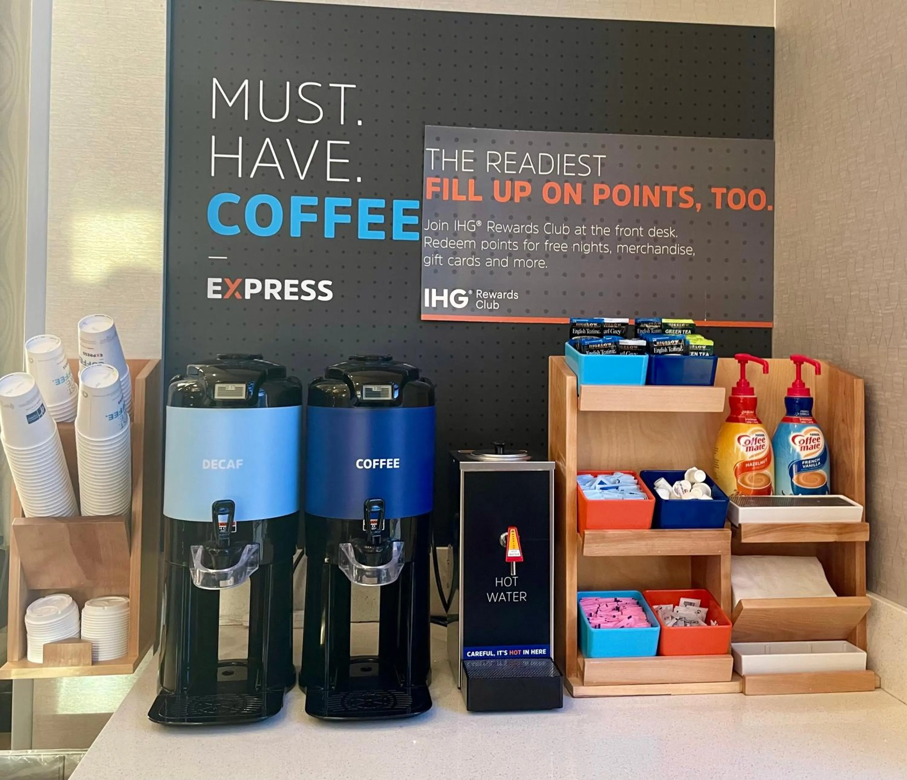 Coffee/tea facilities in Holiday Inn Express Hotel & Suites Hermosa Beach by IHG