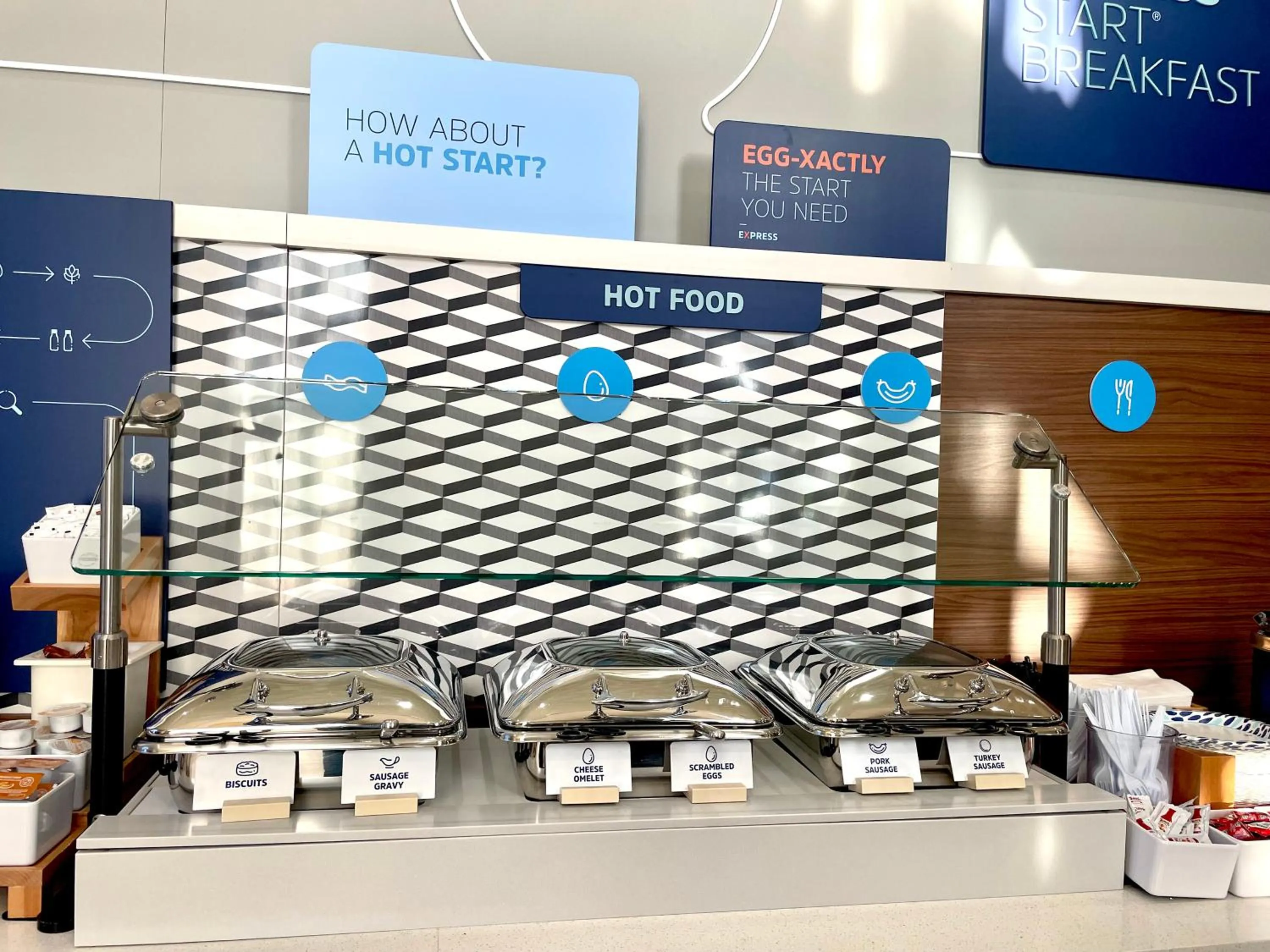 Breakfast in Holiday Inn Express Hotel & Suites Hermosa Beach by IHG