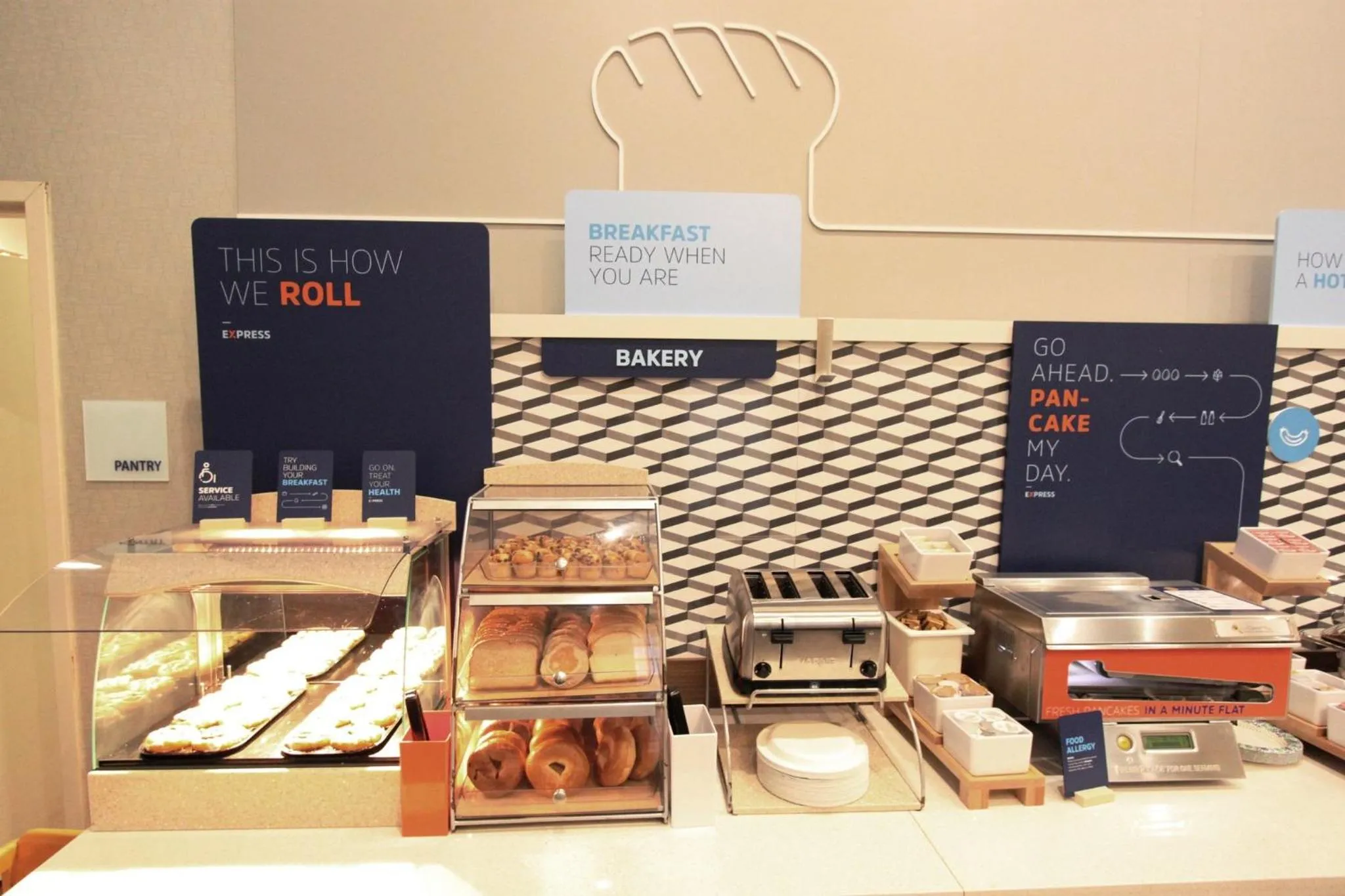 Breakfast in Holiday Inn Express Hotel & Suites Hermosa Beach by IHG