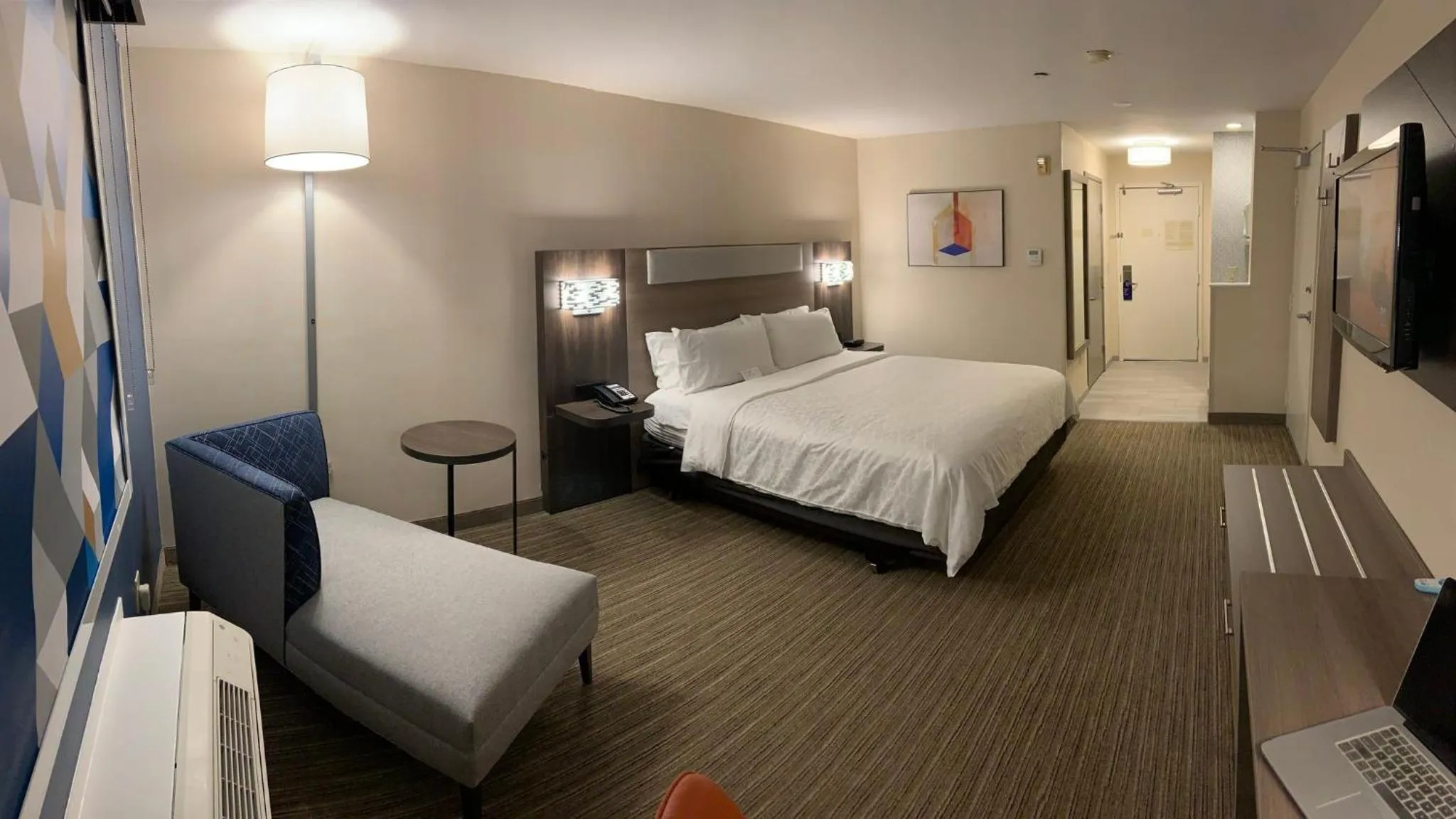 Photo of the whole room, Bed in Holiday Inn Express Hotel & Suites Hermosa Beach by IHG