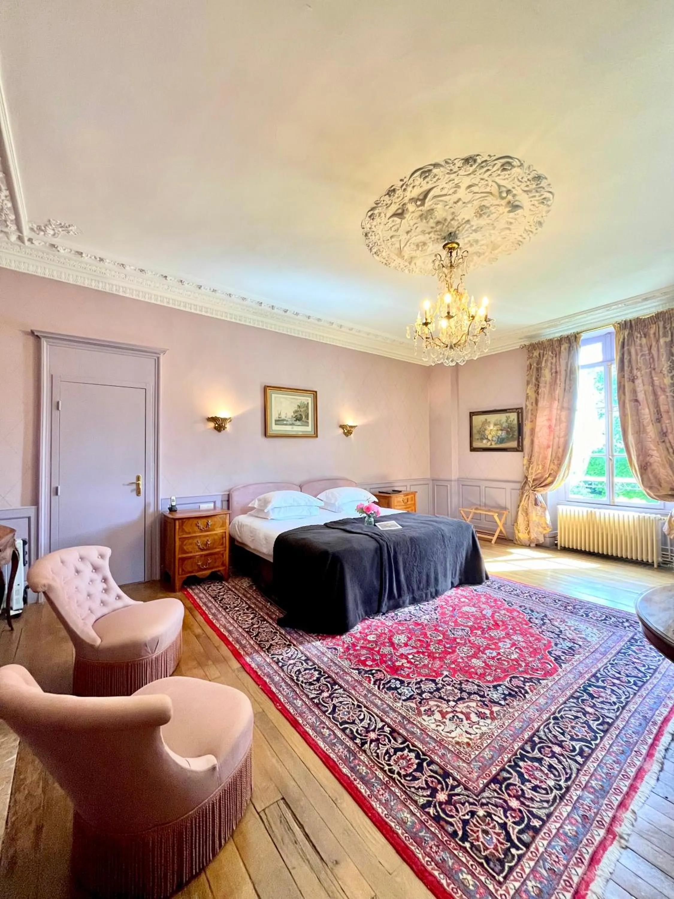 Bed in Château D'Apigné Rennes