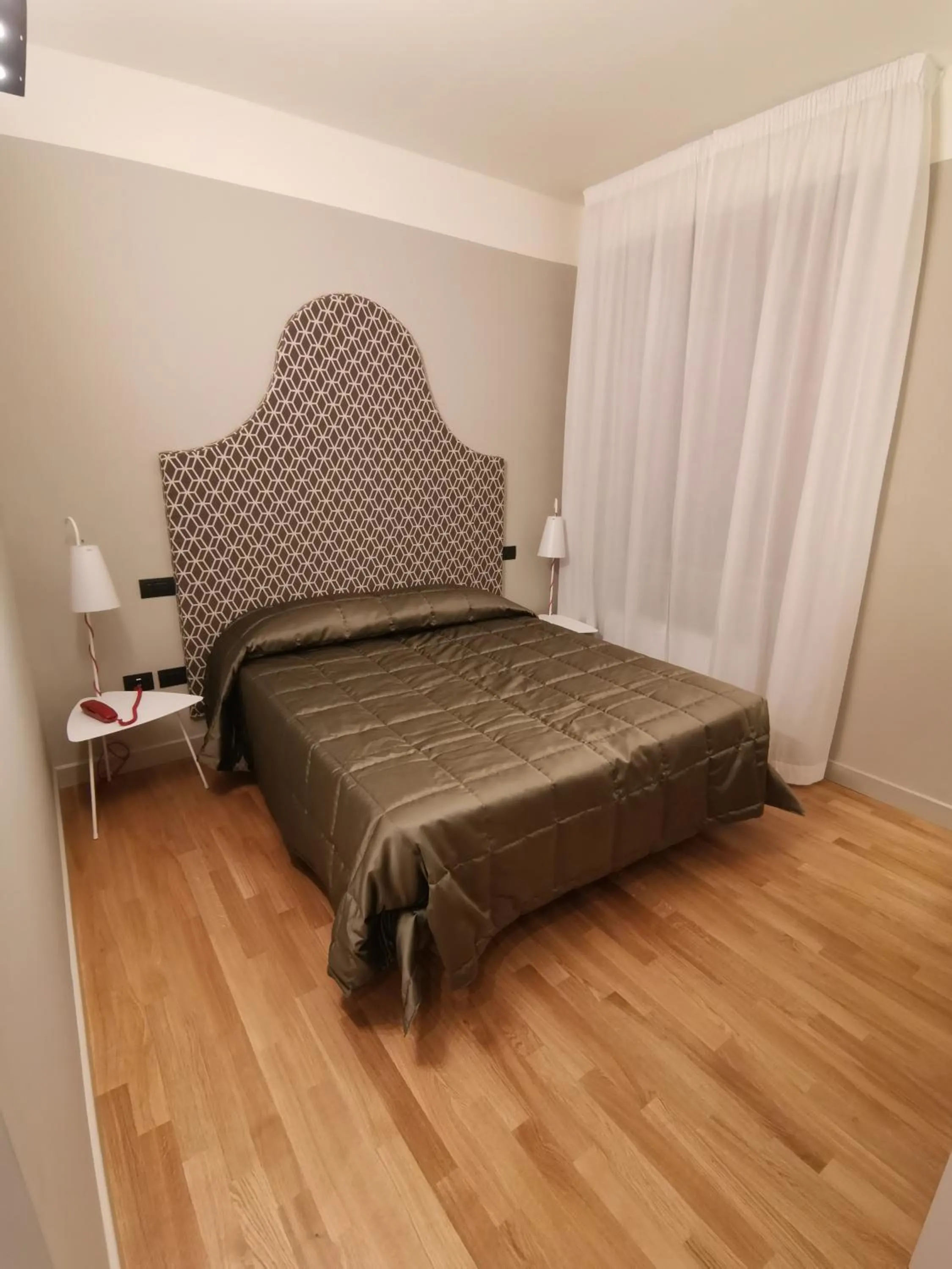 Bed in Hotel Moderno