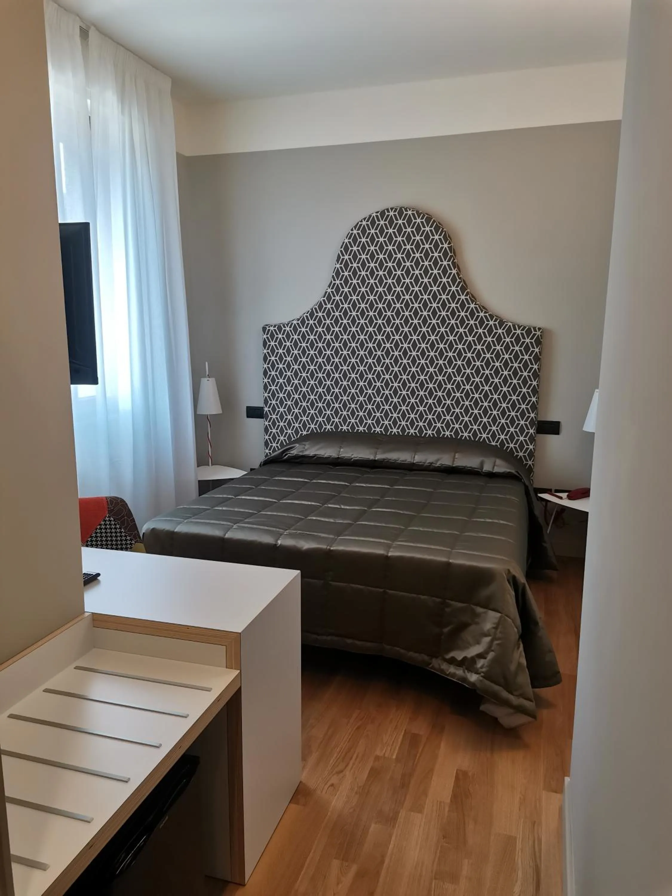 Bedroom, Bed in Hotel Moderno