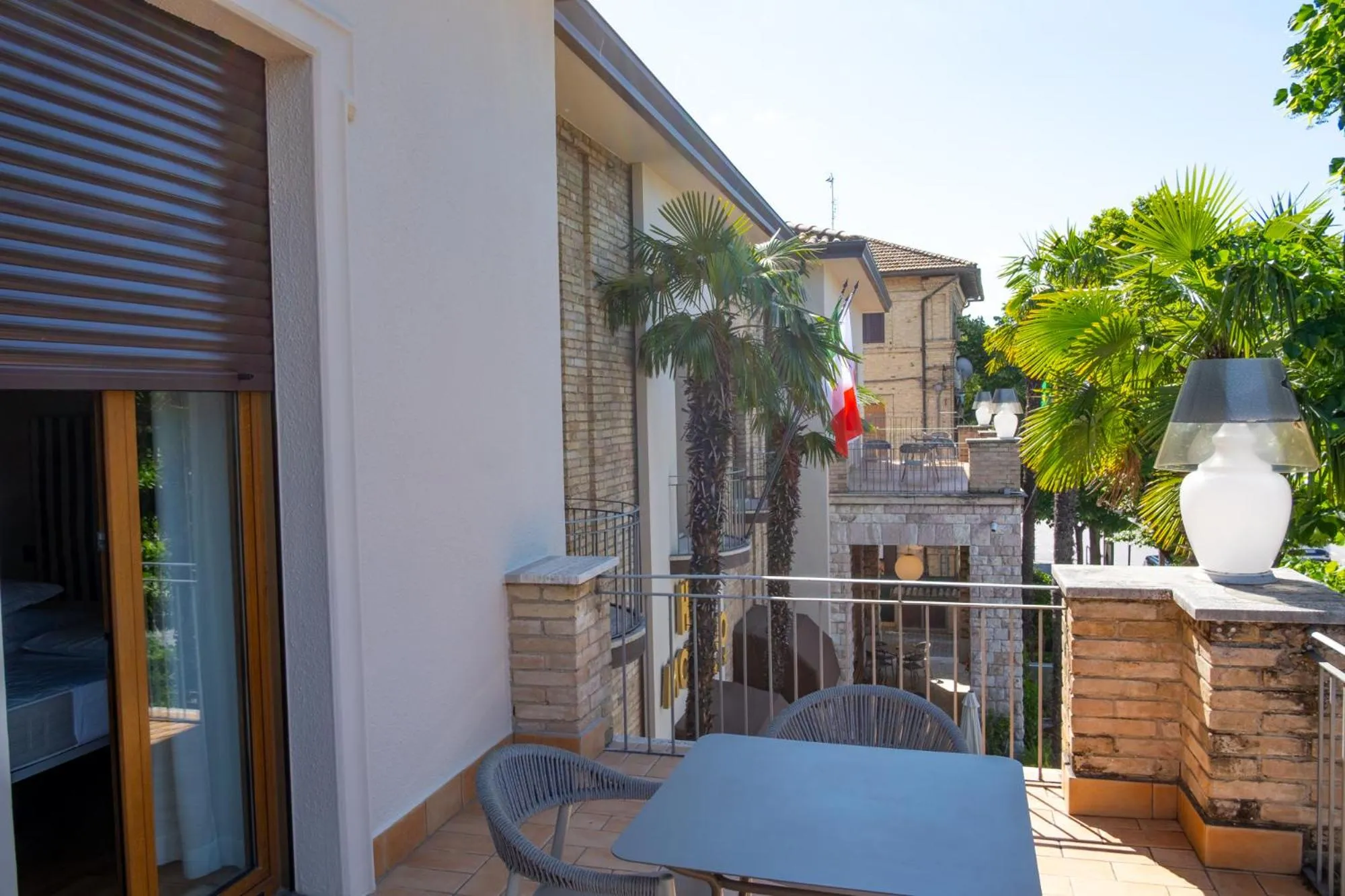 Property building in Hotel Moderno