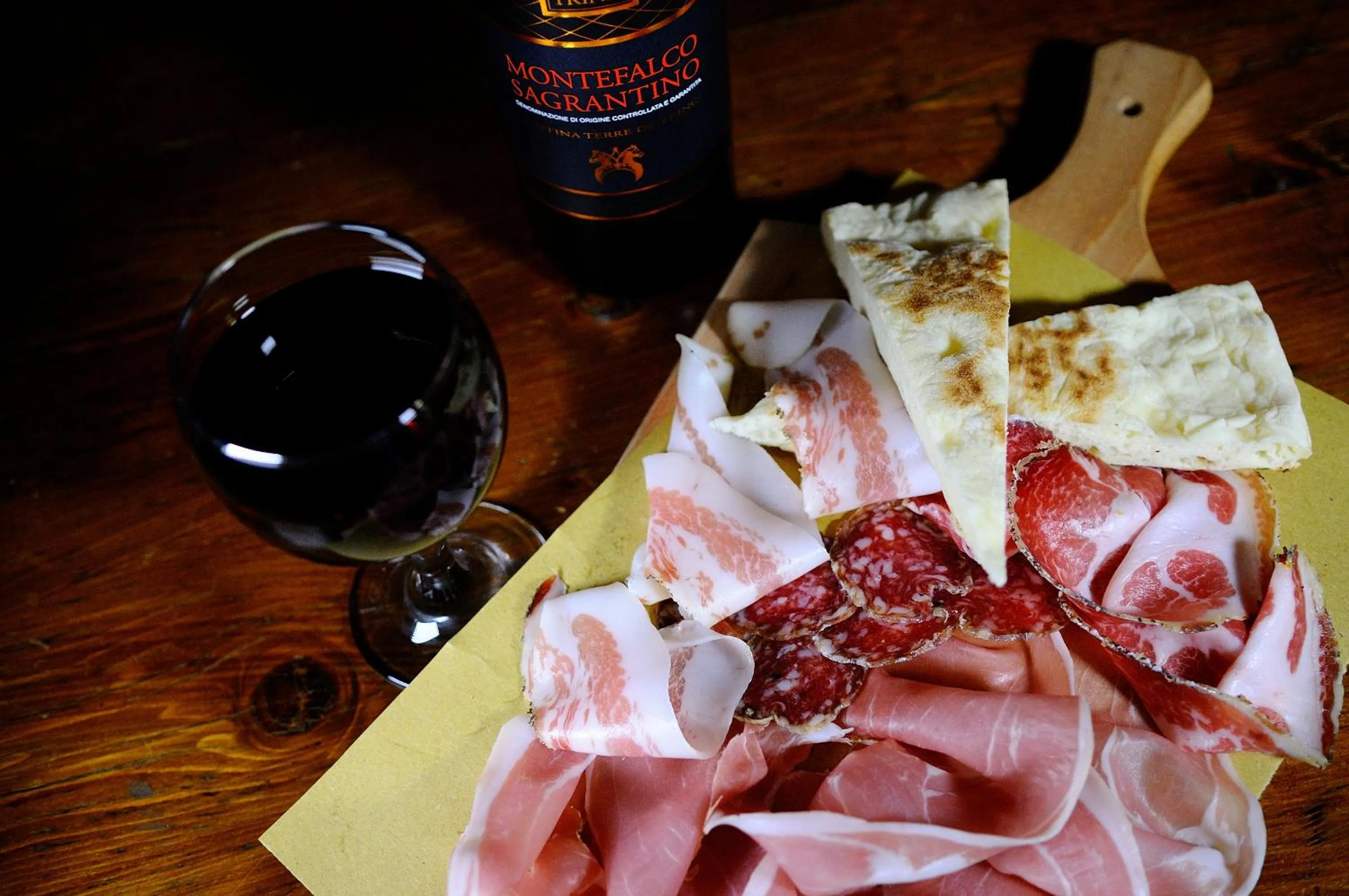 Restaurant/places to eat in Hotel Moderno