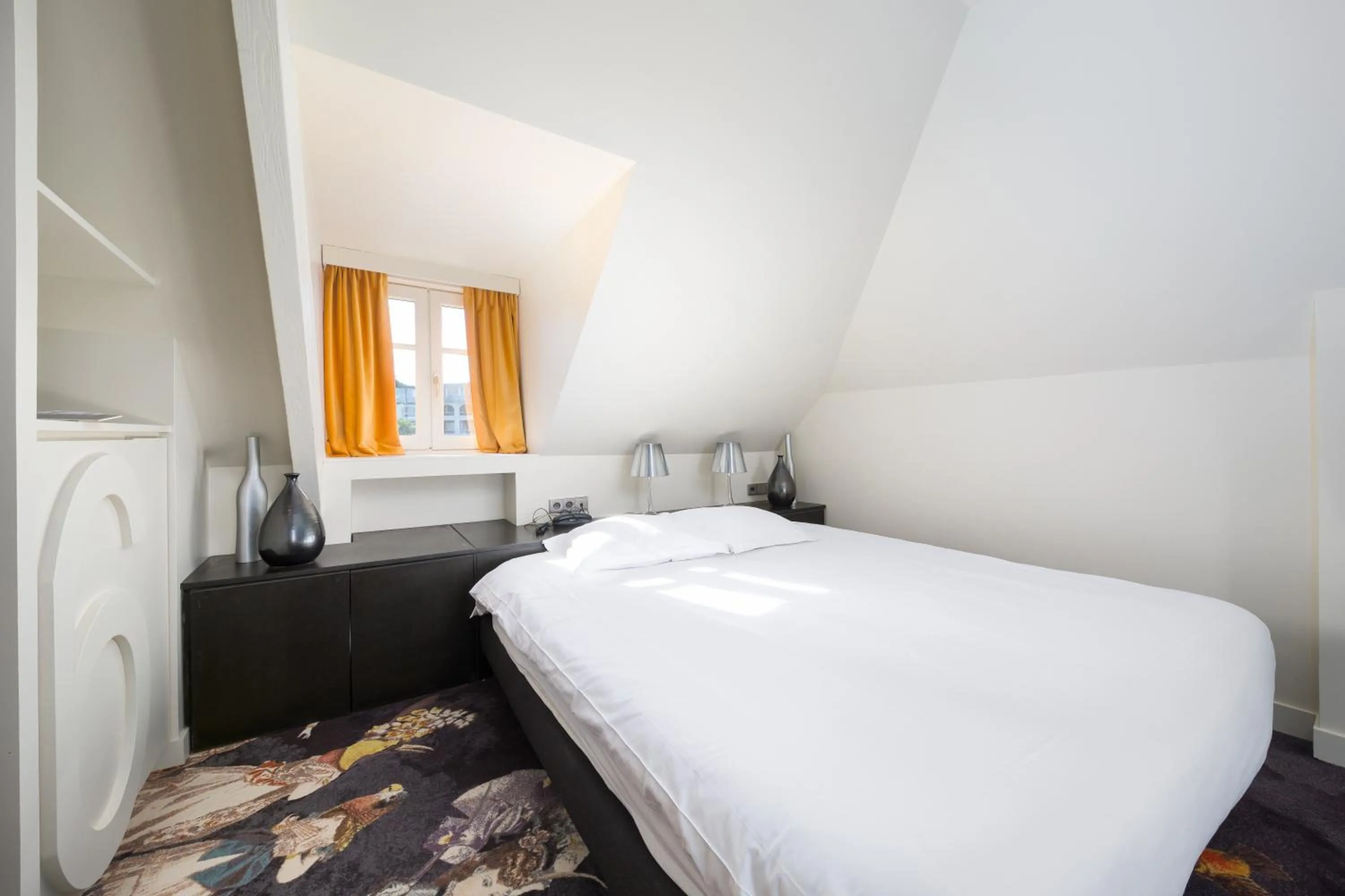 Bed in Restaurant Hotel Didier Méril