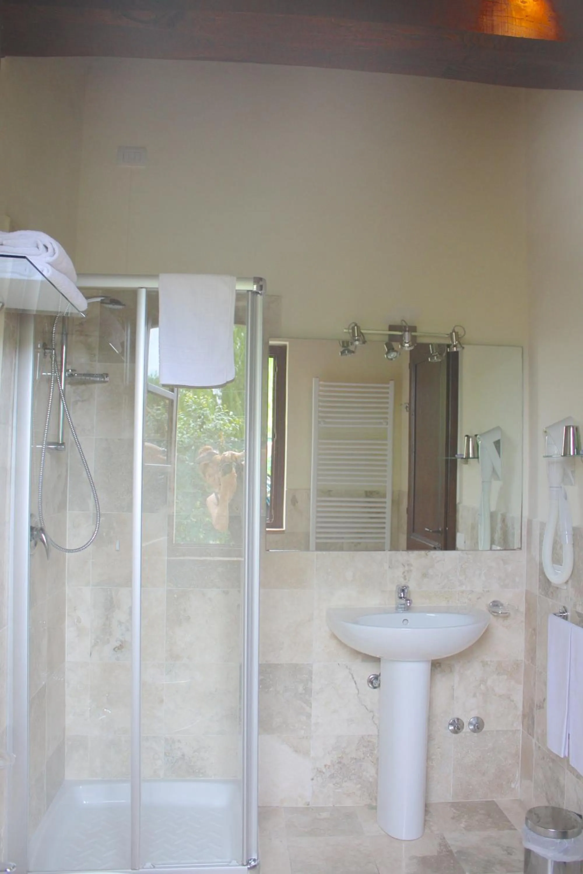 Shower in Residenza Porta Guelfa