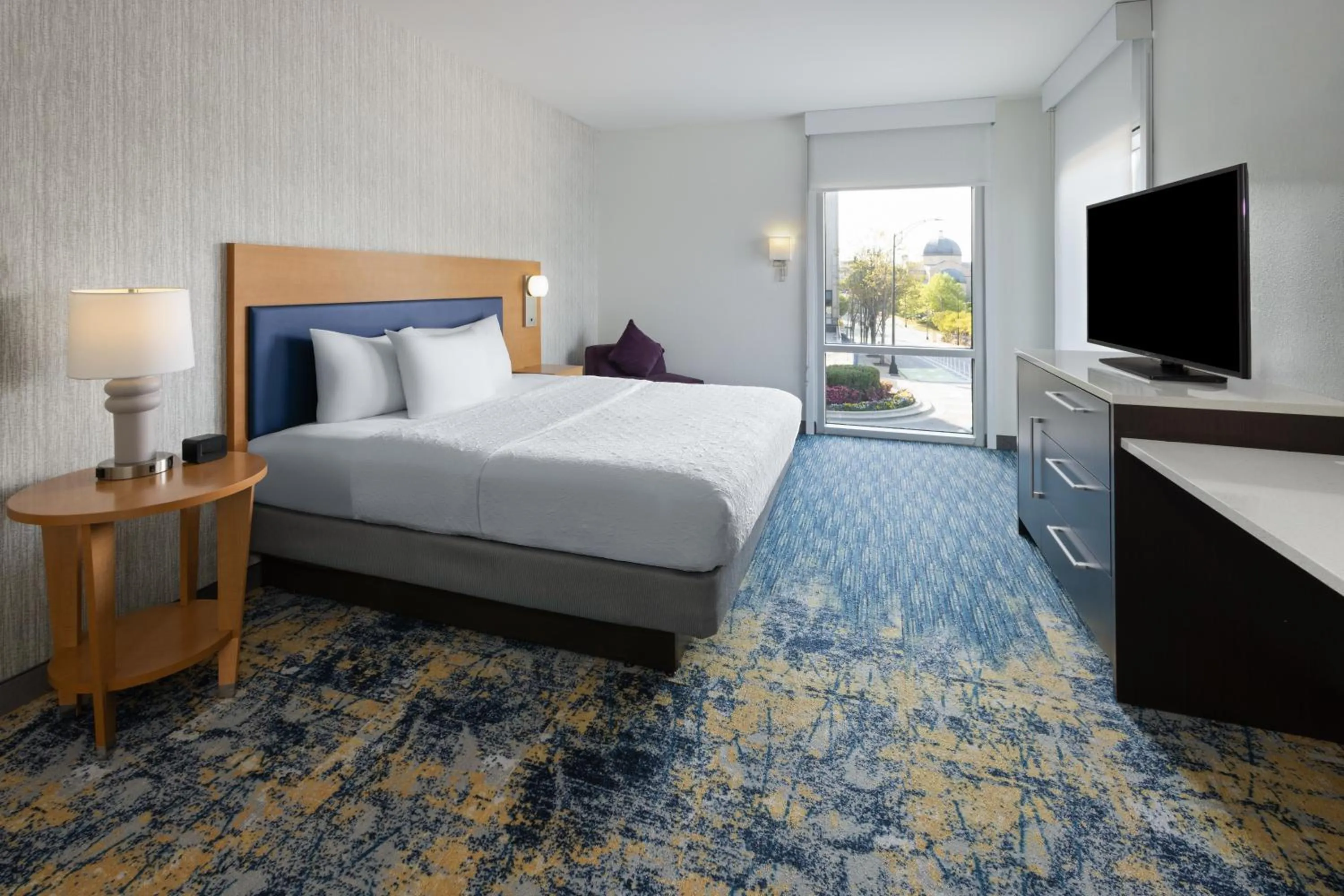 Bed in Home2 Suites by Hilton Greenville Downtown