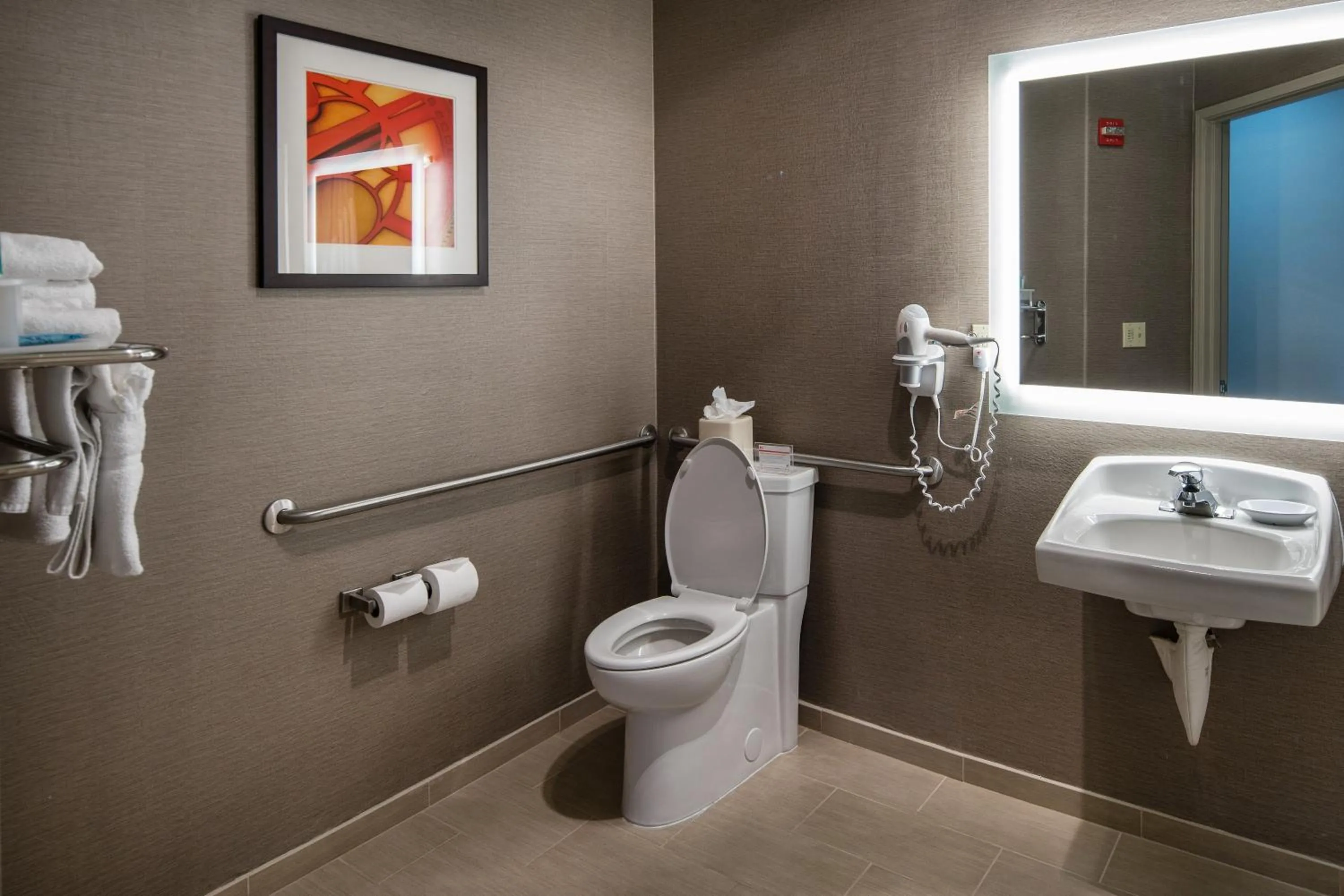 Holiday Inn Express & Suites Santa Clara by IHG