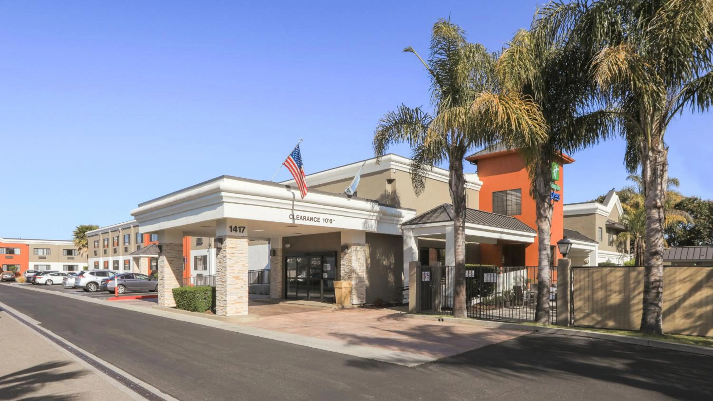 Property building in Holiday Inn Express Lompoc by IHG