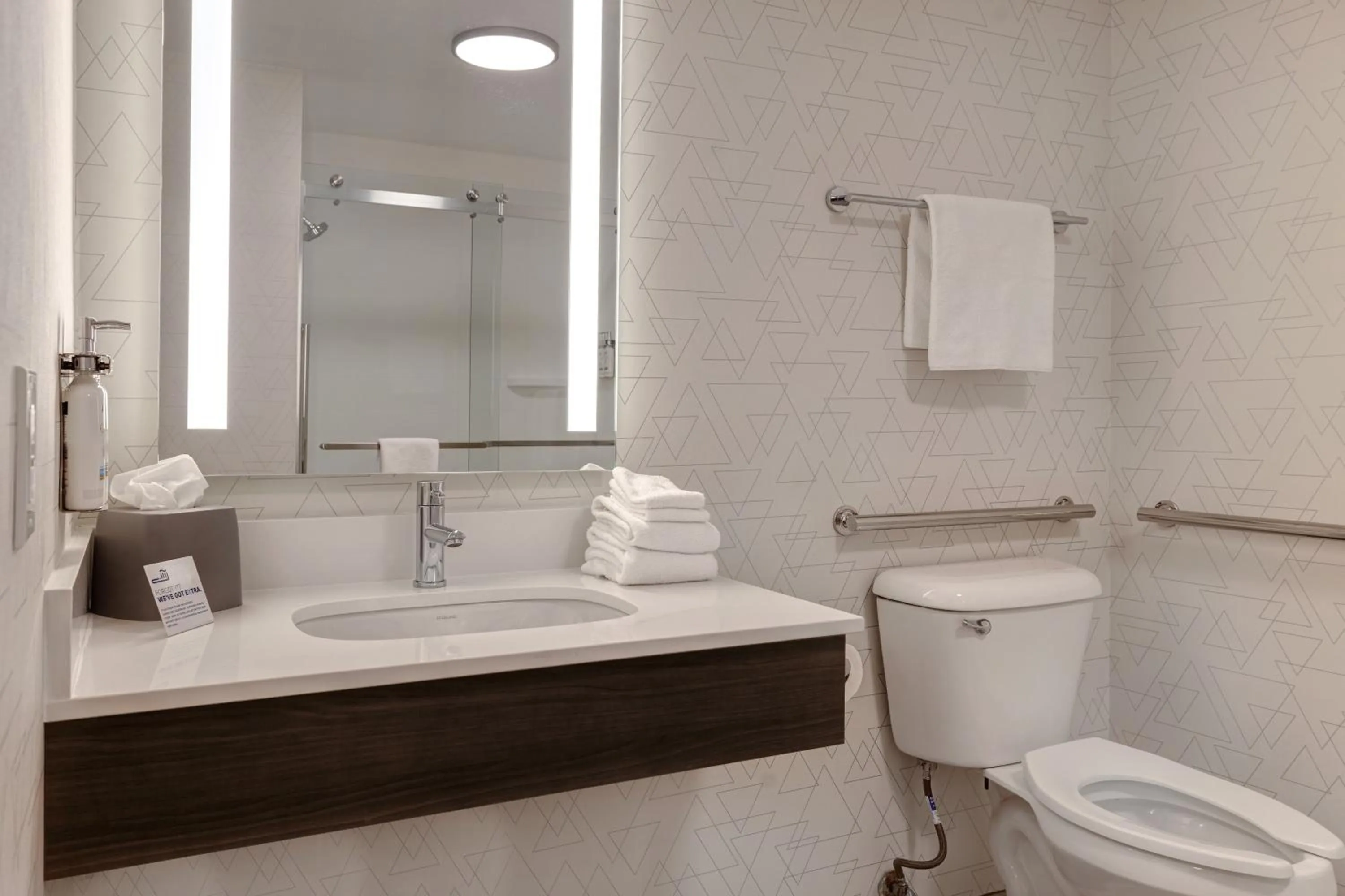 Bathroom in Holiday Inn Express Hotel & Suites Moab by IHG