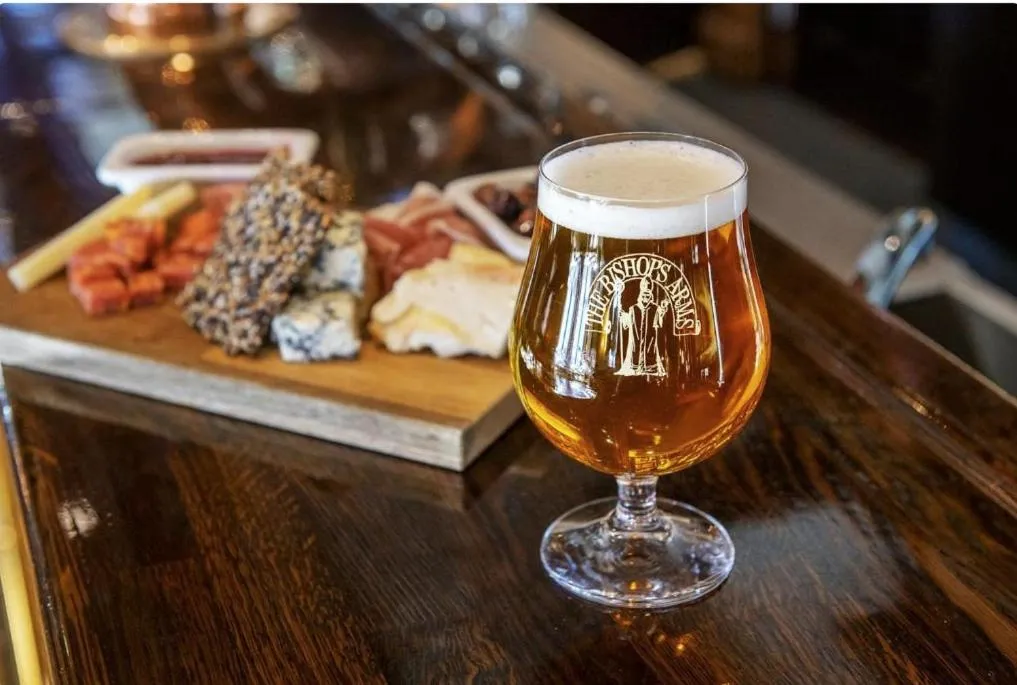 Restaurant/places to eat in Hotel Bishops Arms Lund