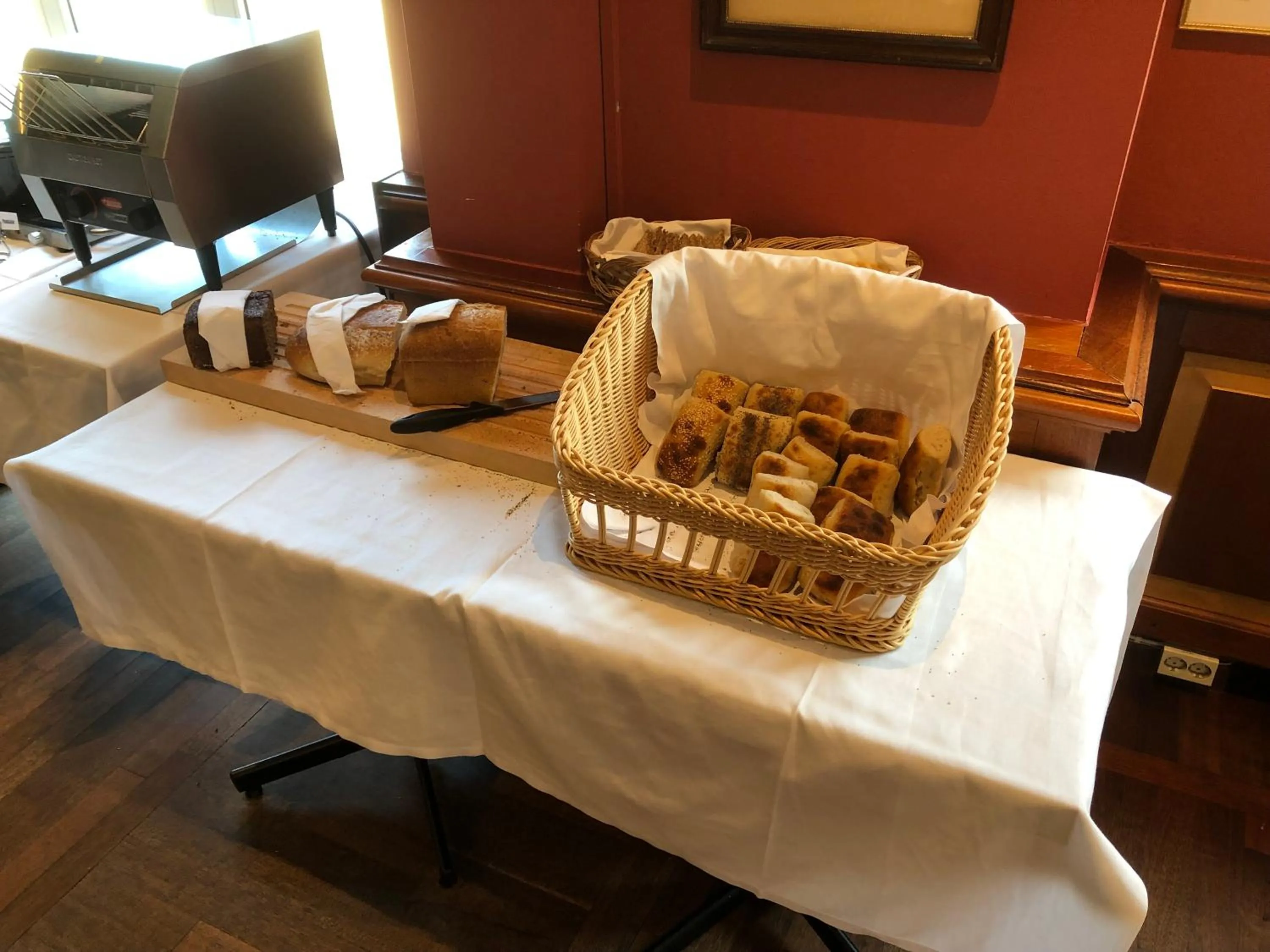 Buffet breakfast in Hotel Bishops Arms Lund