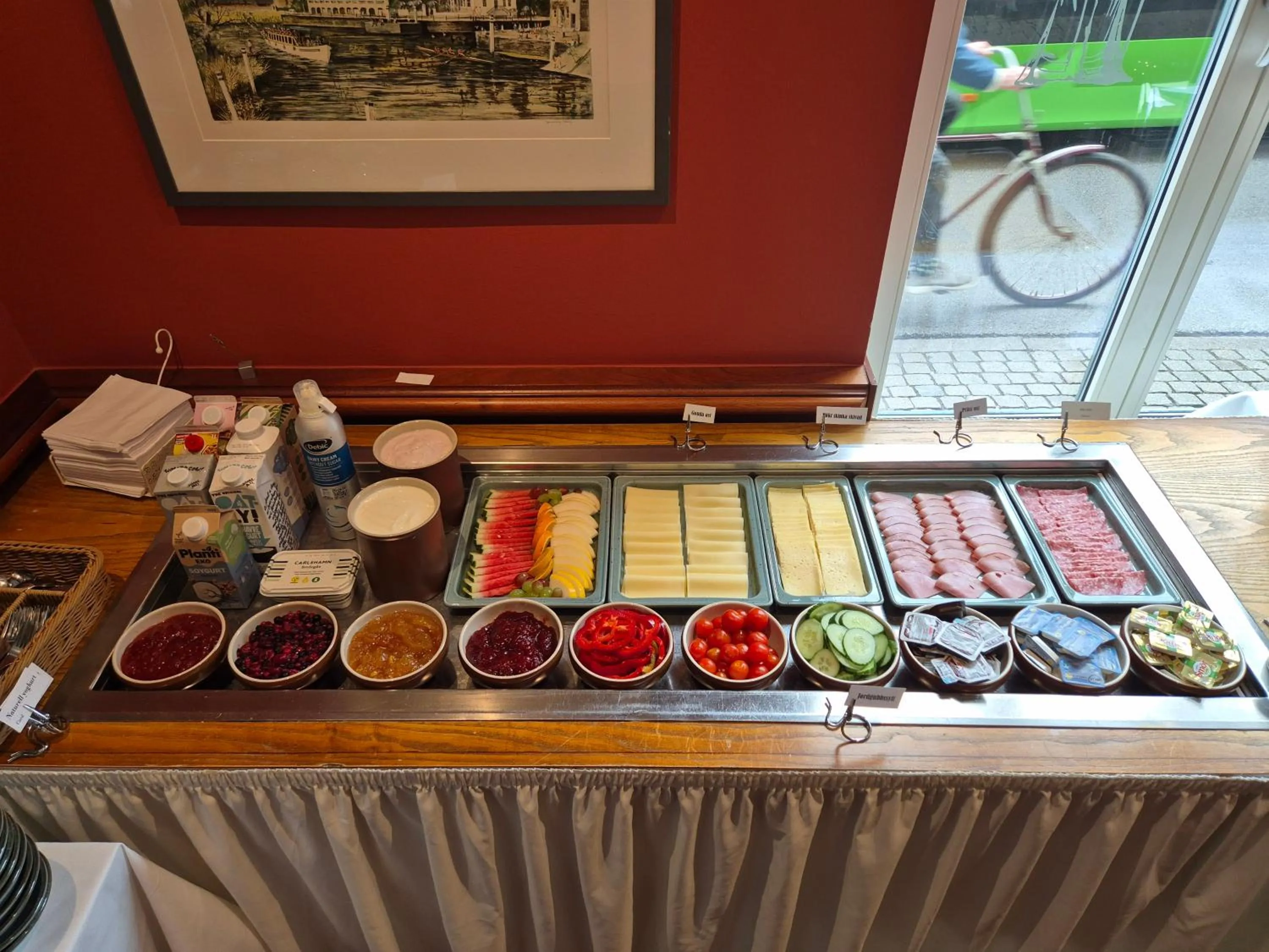 Buffet breakfast in Hotel Bishops Arms Lund