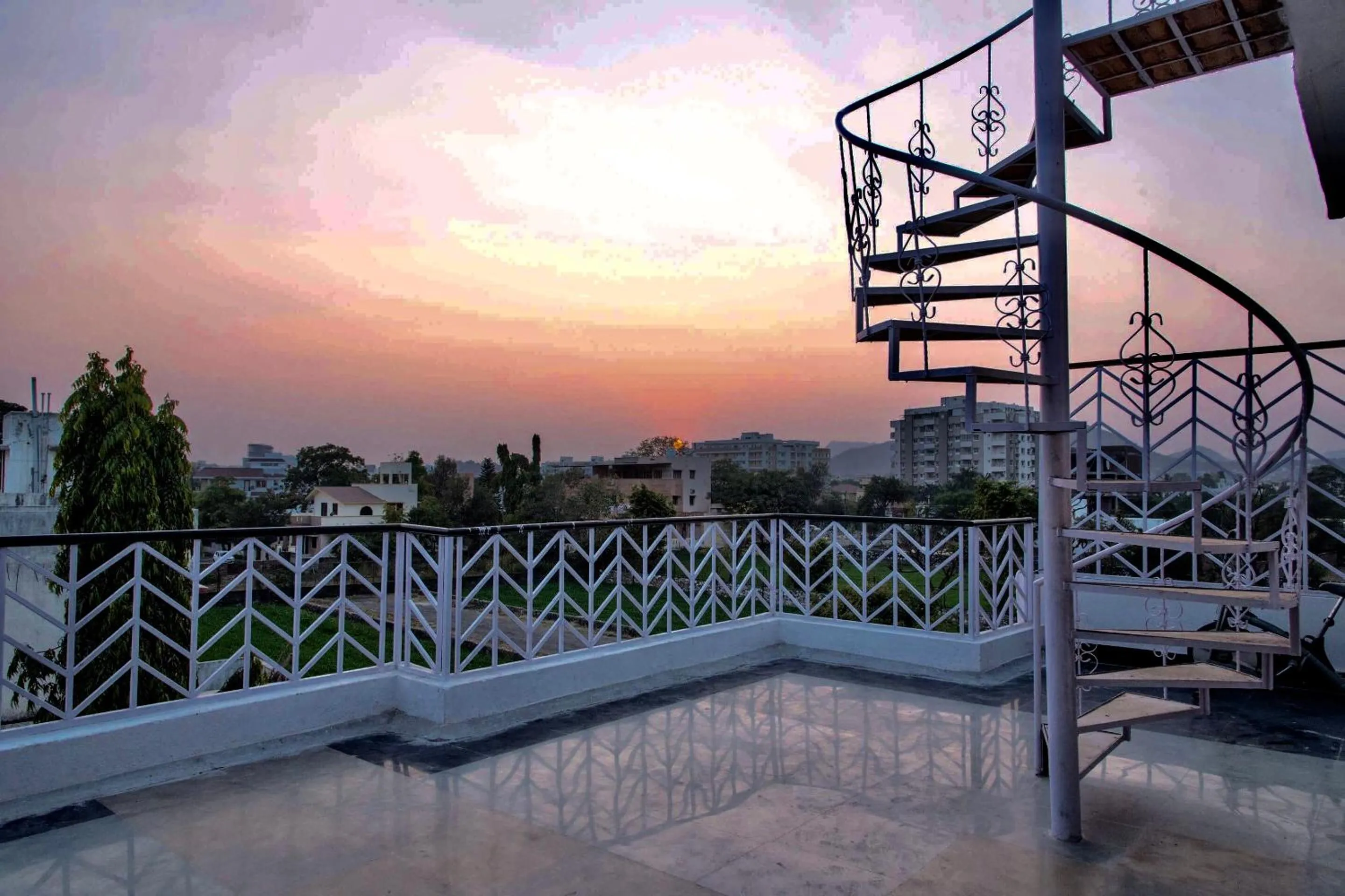 Summer in Wanderlust -A boutique hotel