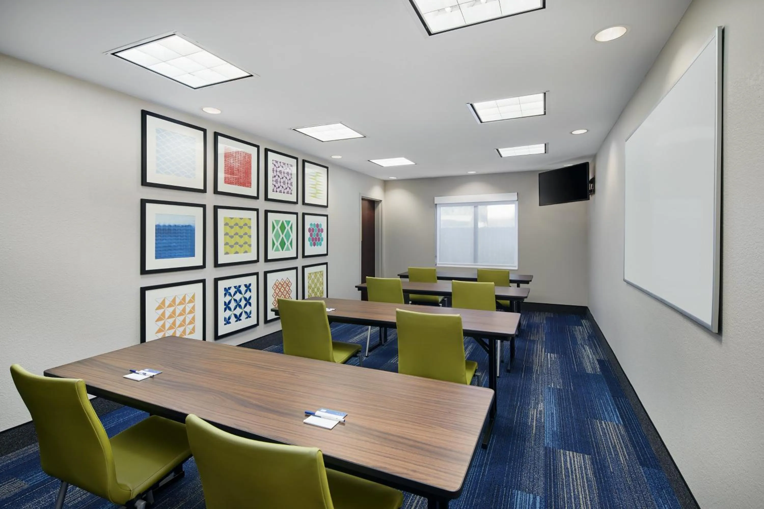 Meeting/conference room in Holiday Inn Express Hotel & Suites Pensacola-West Navy Base by IHG