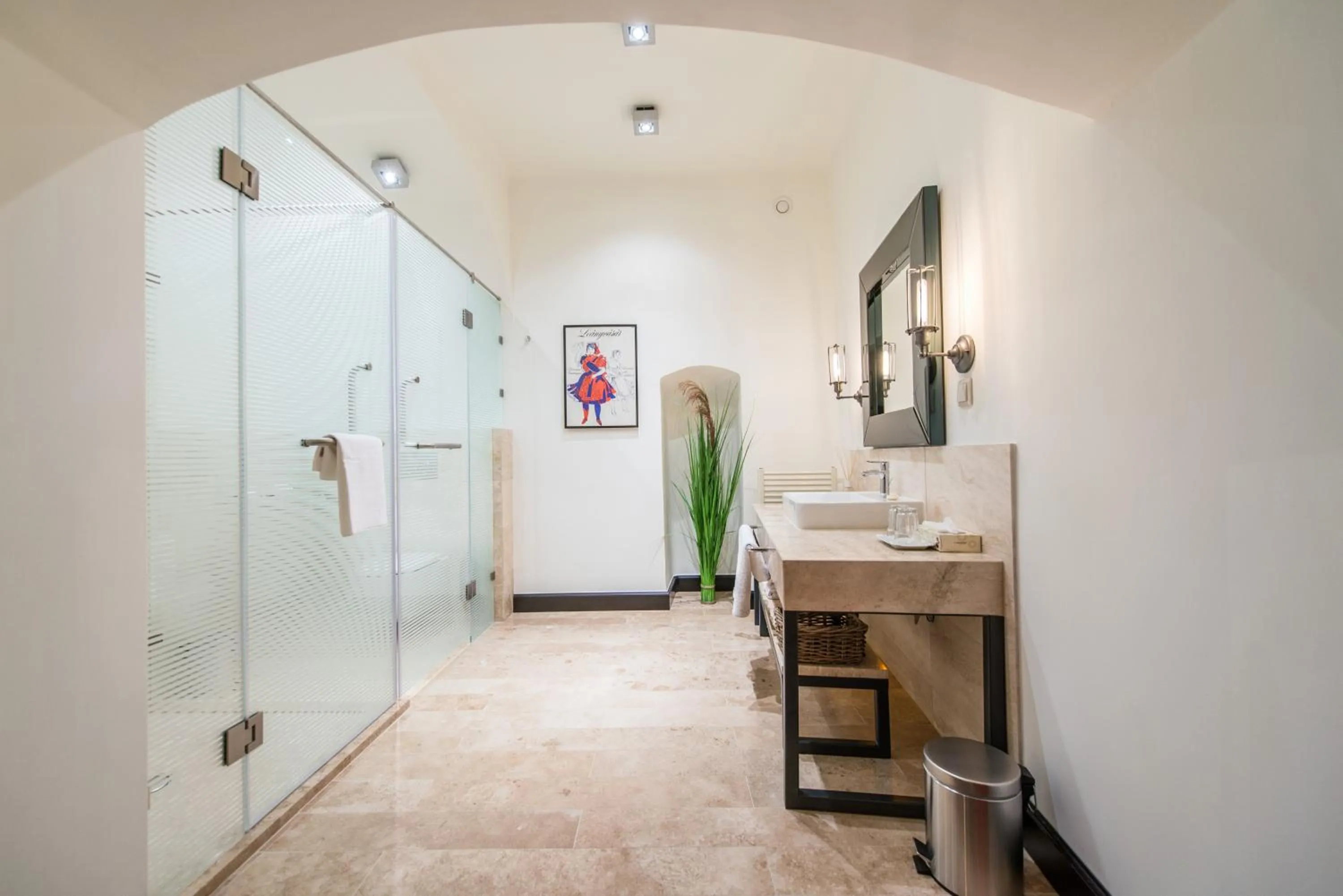 Shower in PEST-BUDA Design Hotel