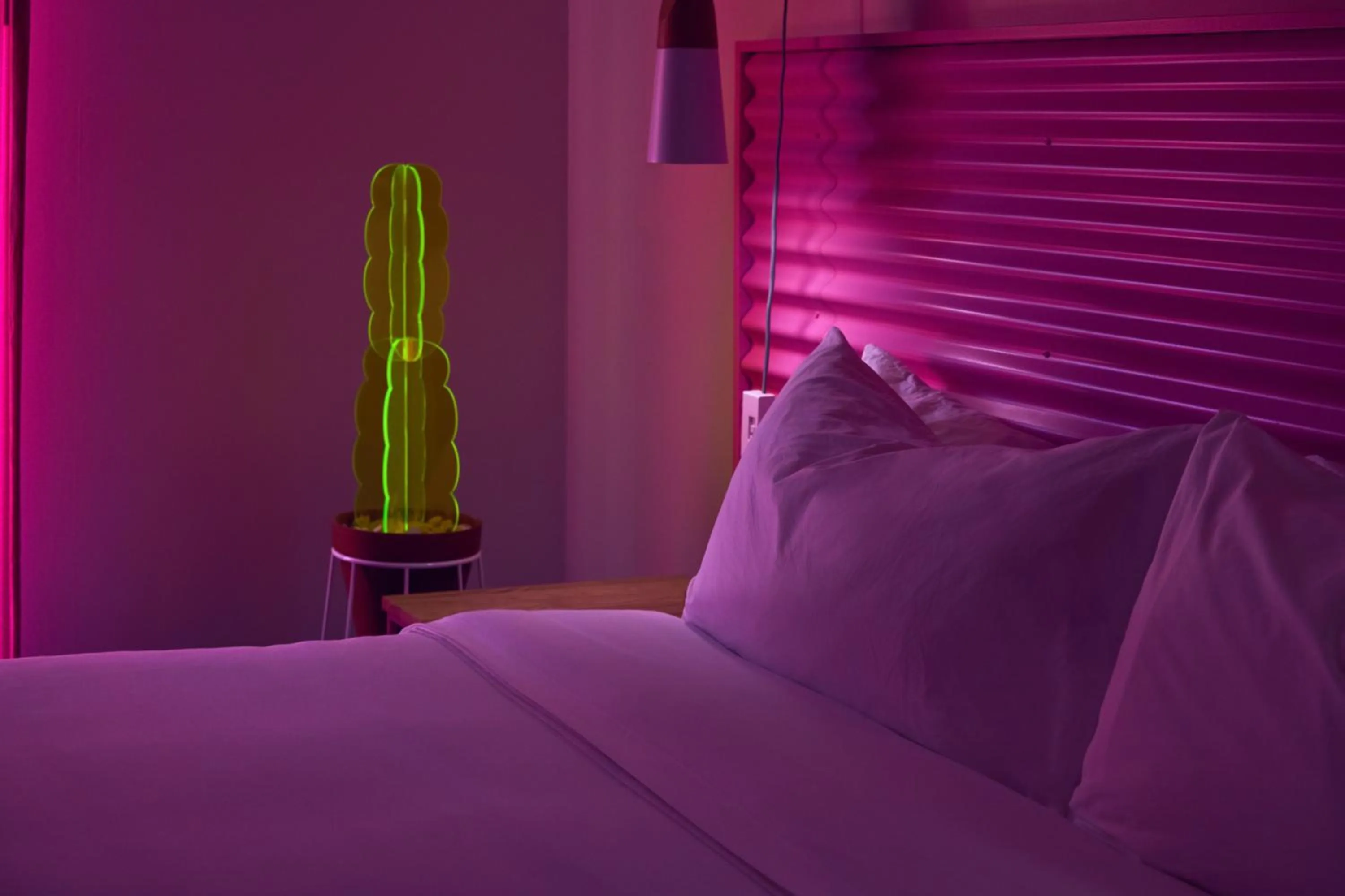 Bed in The Saguaro Palm Springs
