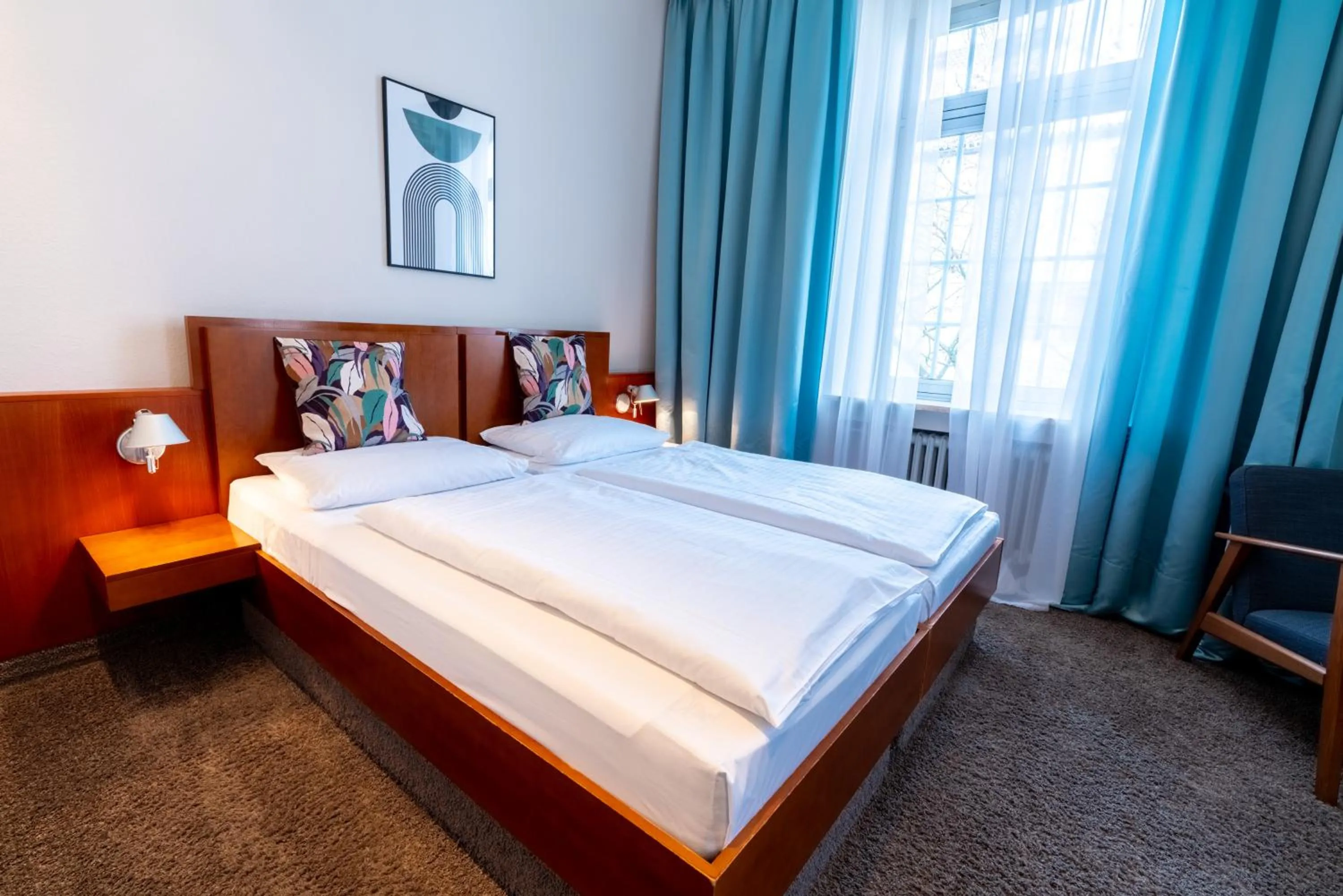 Bed in Hotel Carlton Munich