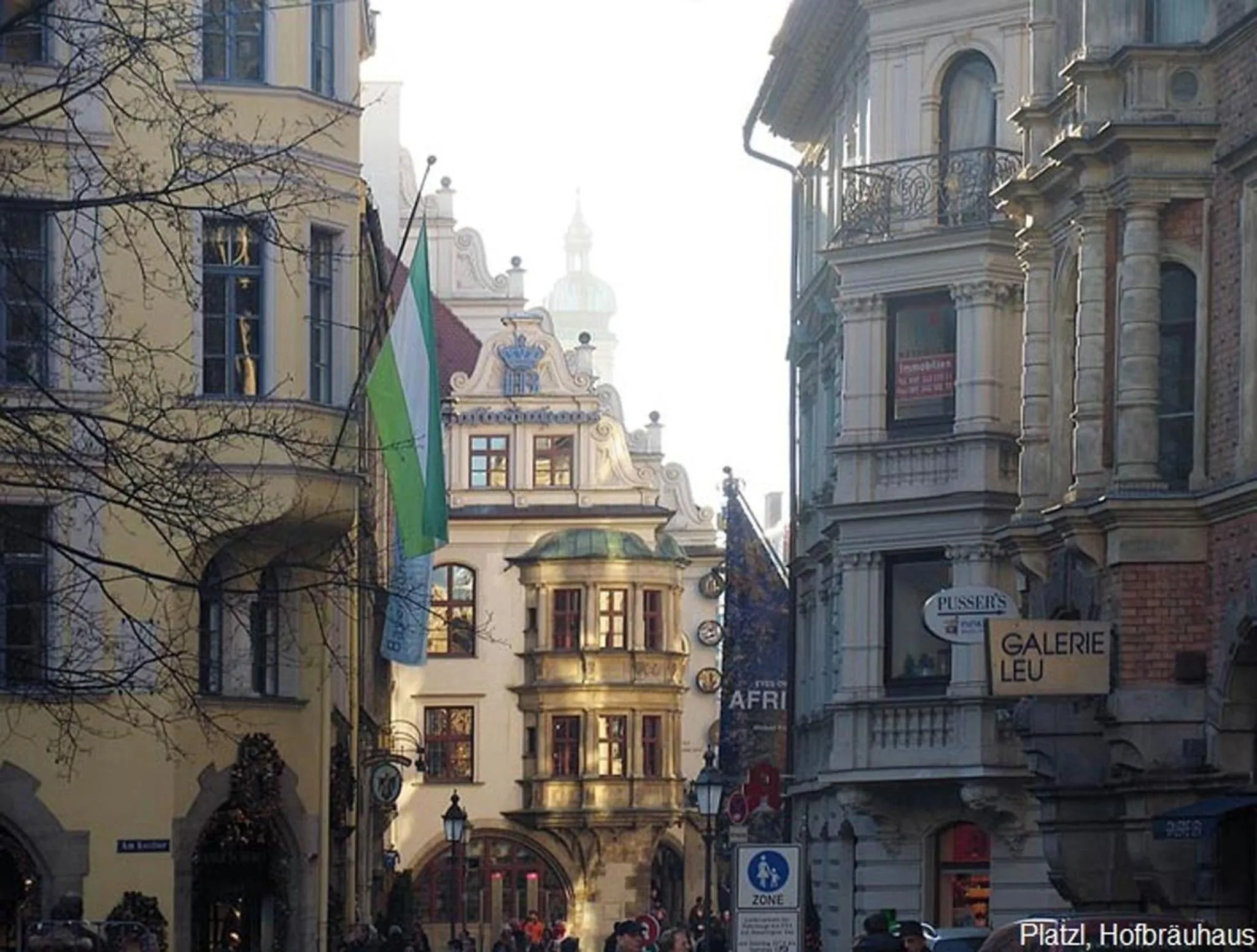 Area and facilities in Hotel Carlton Munich