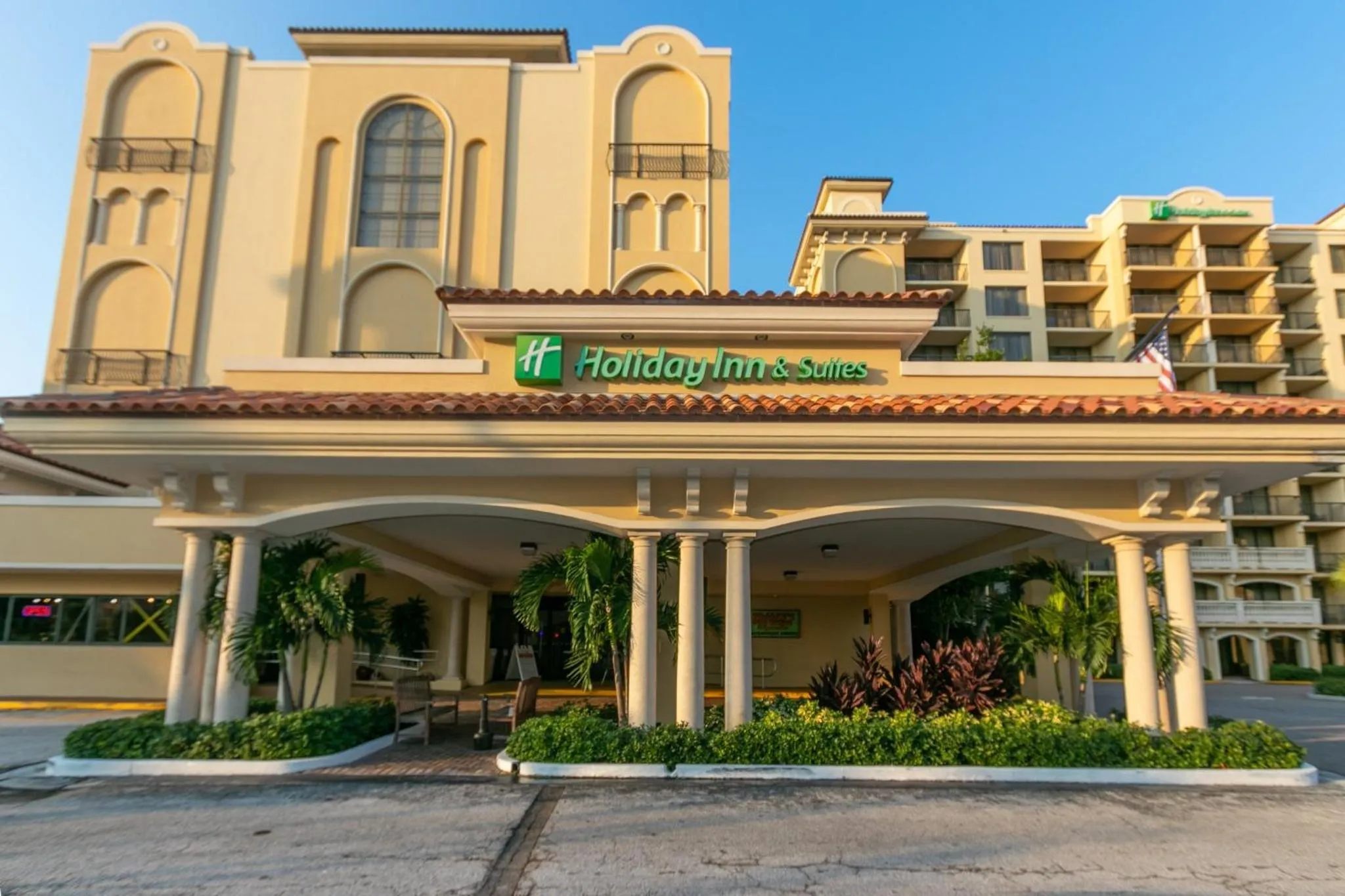 Property building in Holiday Inn & Suites Clearwater Beach by IHG
