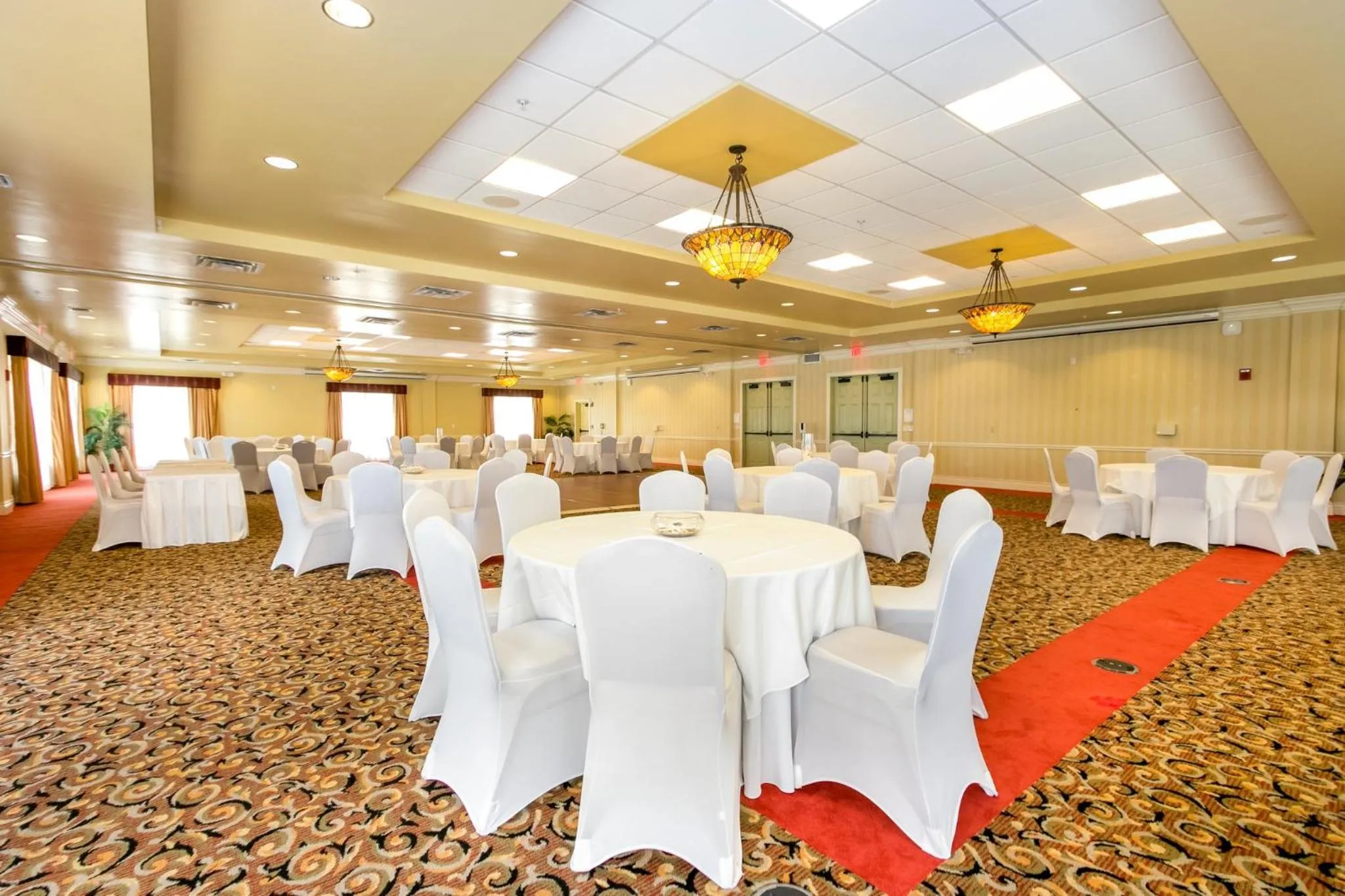 Meeting/conference room in Holiday Inn & Suites Clearwater Beach by IHG