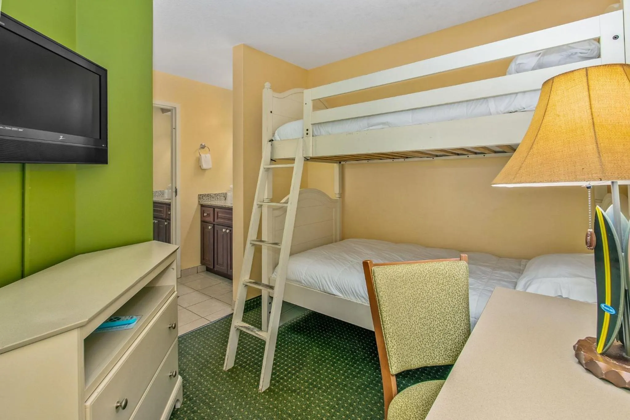 Bedroom, Bed in Holiday Inn & Suites Clearwater Beach by IHG