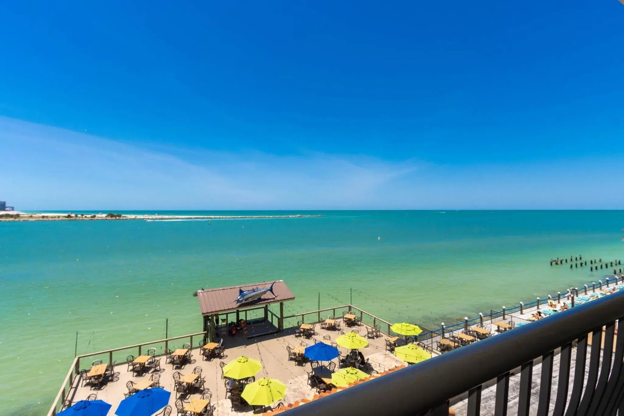Standard Queen Room with Balcony and Gulf View in Holiday Inn & Suites Clearwater Beach by IHG Standard Queen Room with Balcony and Gulf View in Holiday Inn & Suites Clearwater Beach by IHG