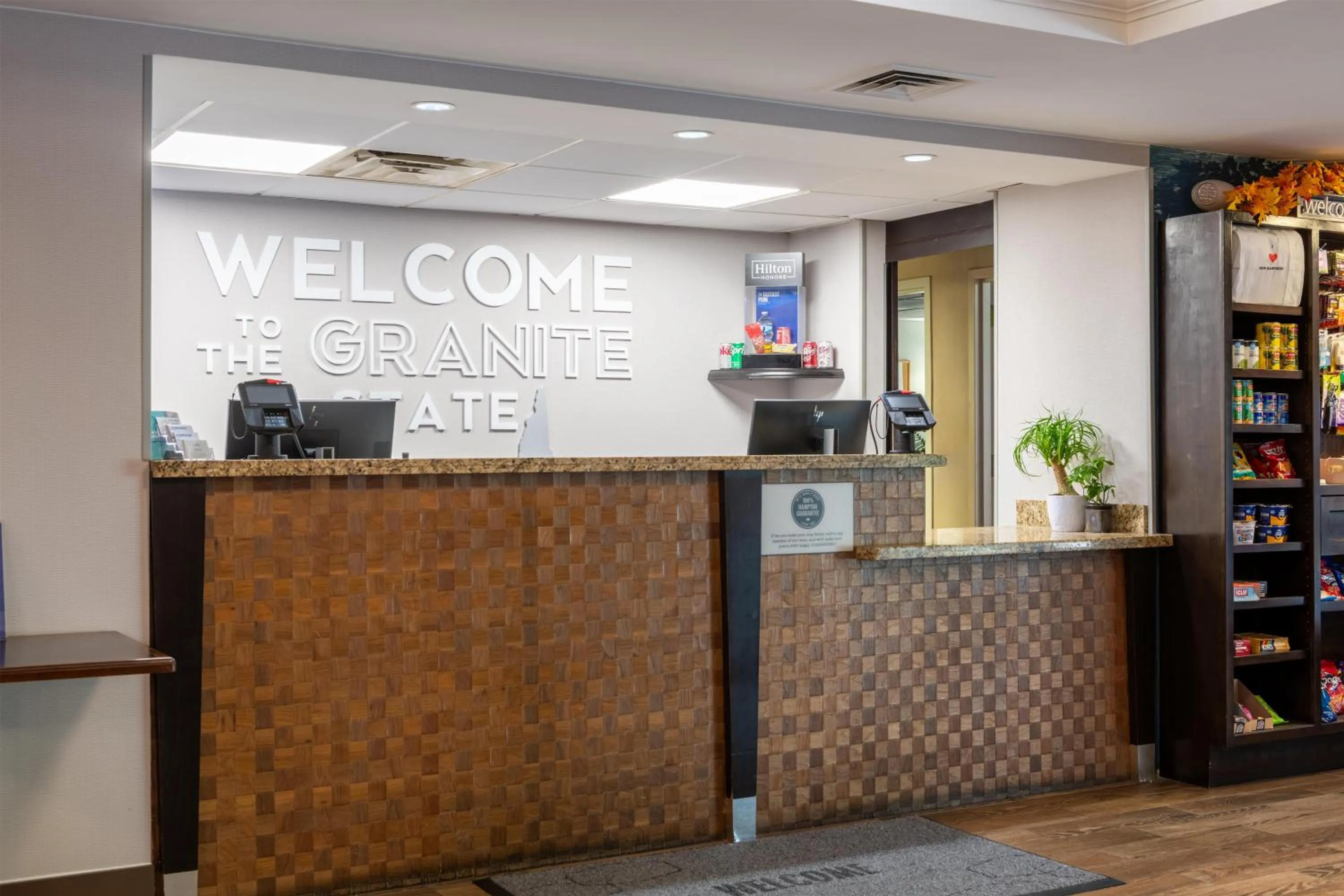 Lobby or reception in Hampton Inn Portsmouth Central