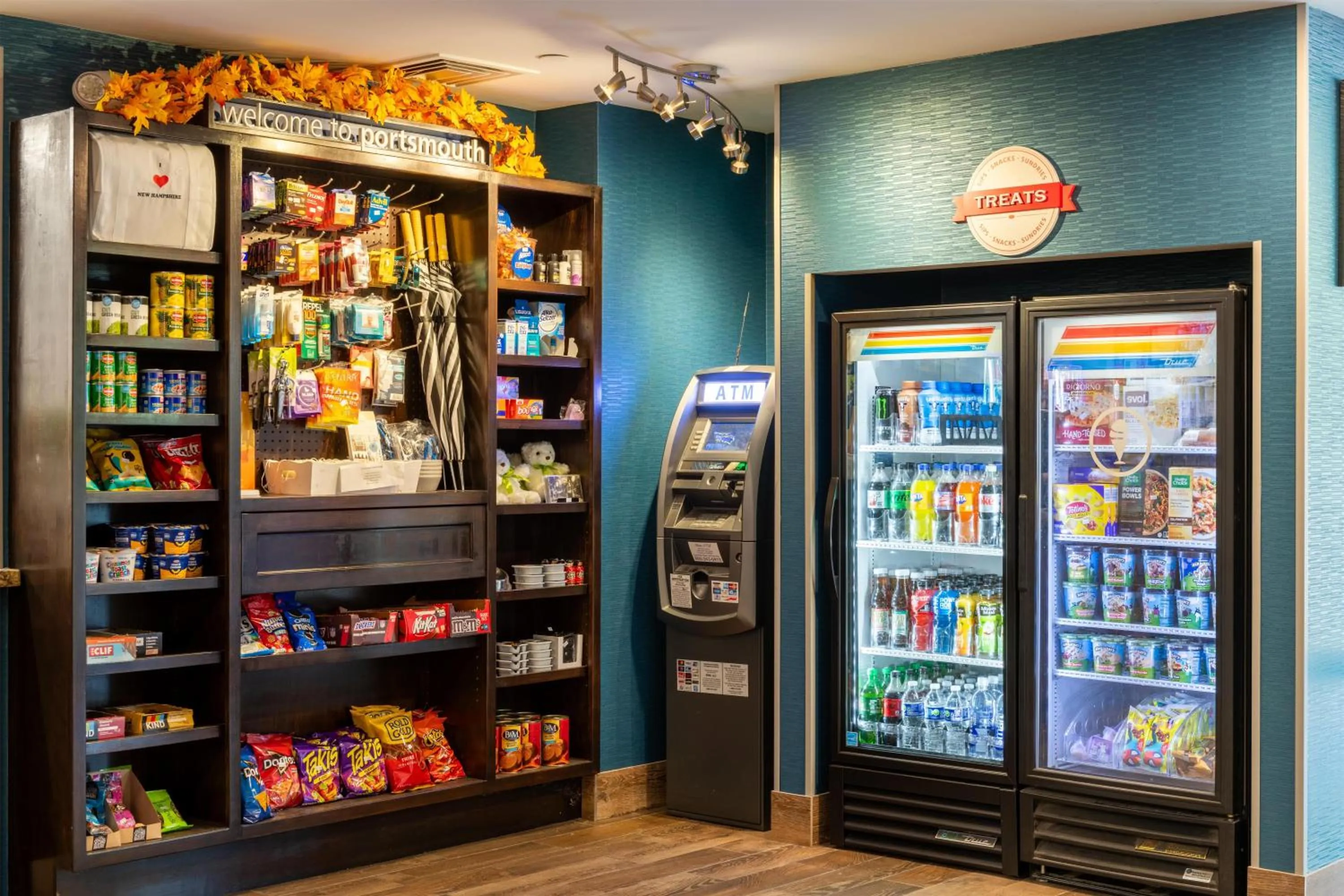 Restaurant/places to eat in Hampton Inn Portsmouth Central