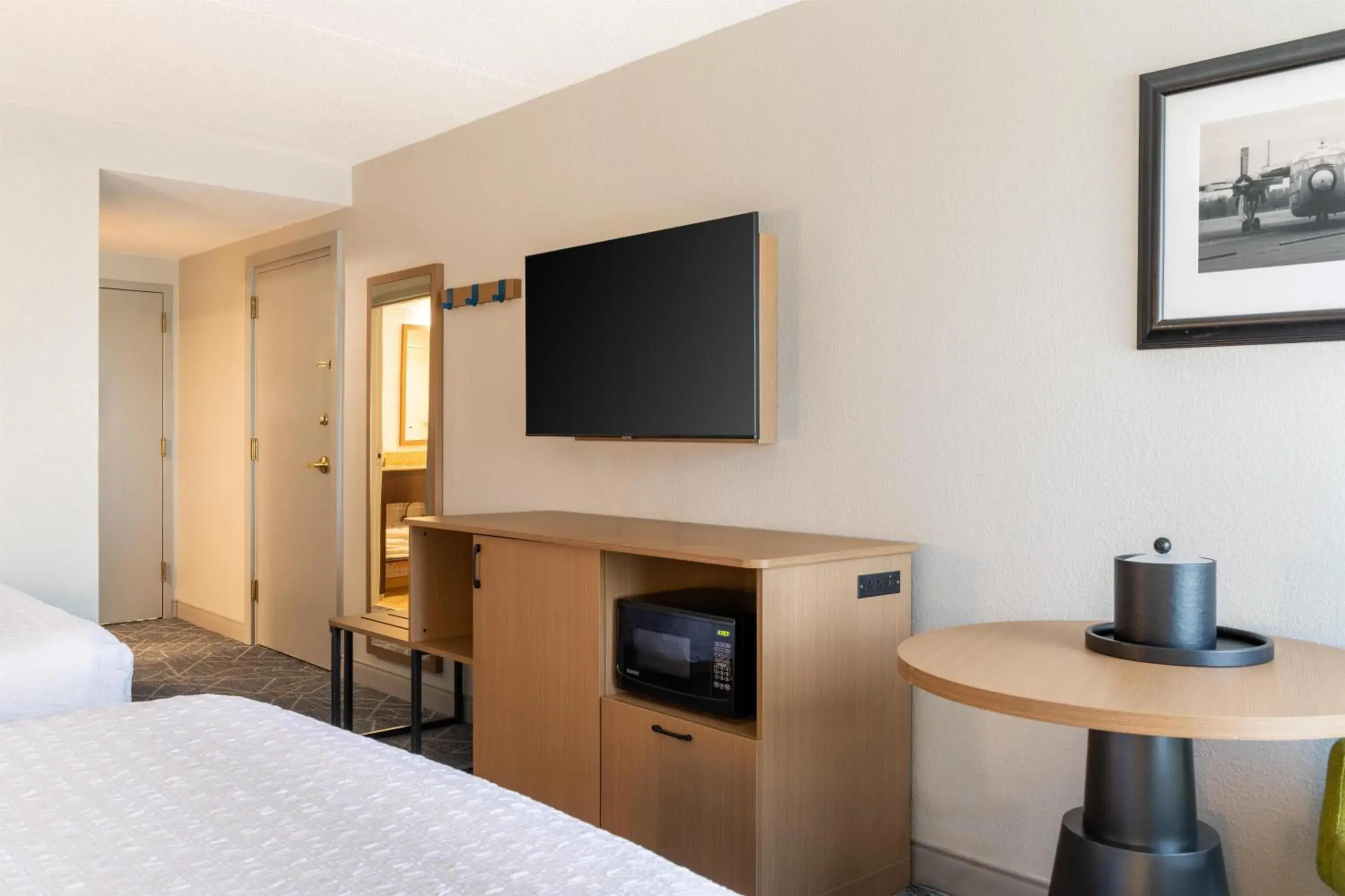 Room with Two Queen Beds - Non-Smoking in Hampton Inn Portsmouth Central Room with Two Queen Beds - Non-Smoking in Hampton Inn Portsmouth Central