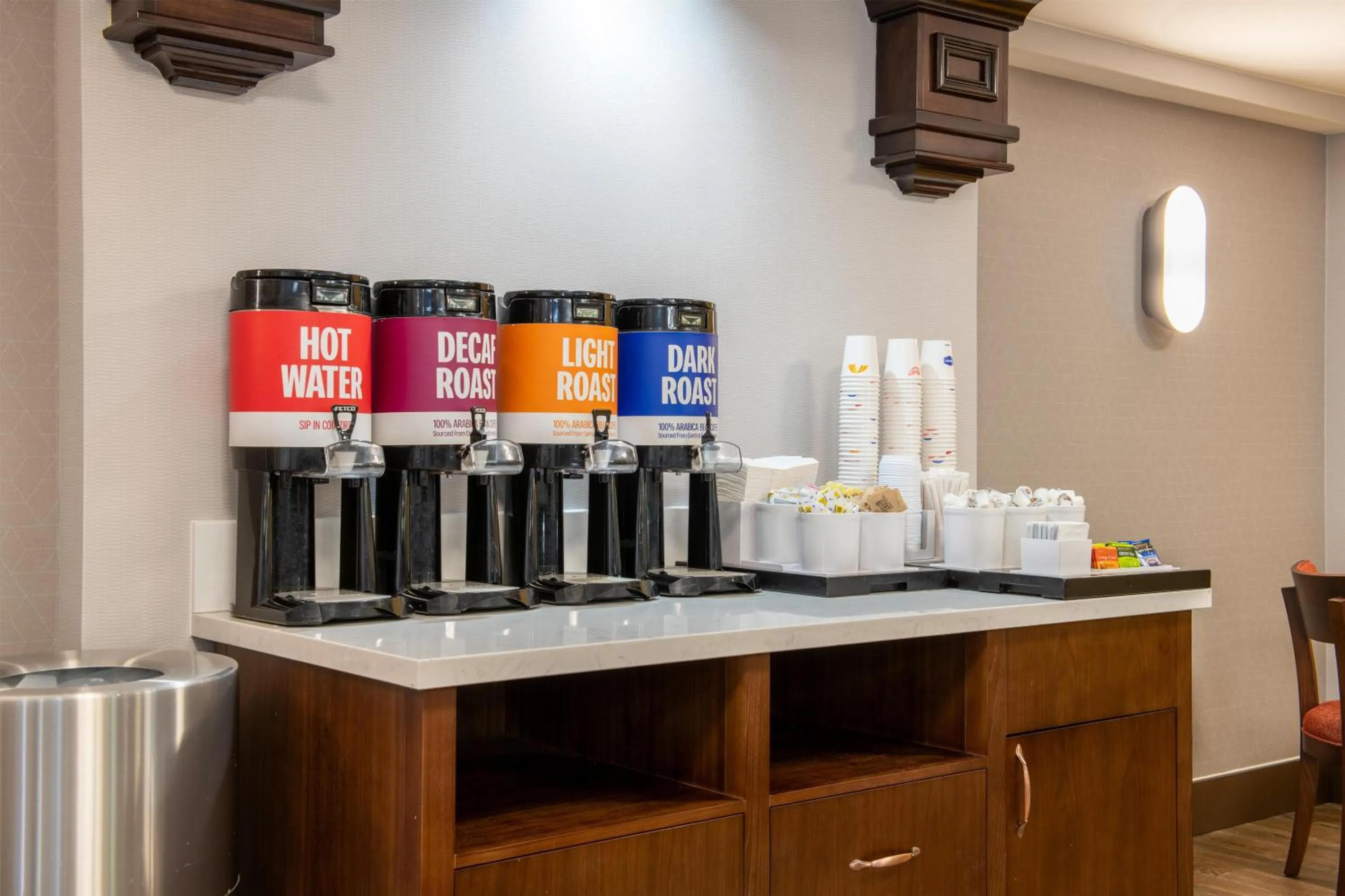 Breakfast in Hampton Inn Portsmouth Central