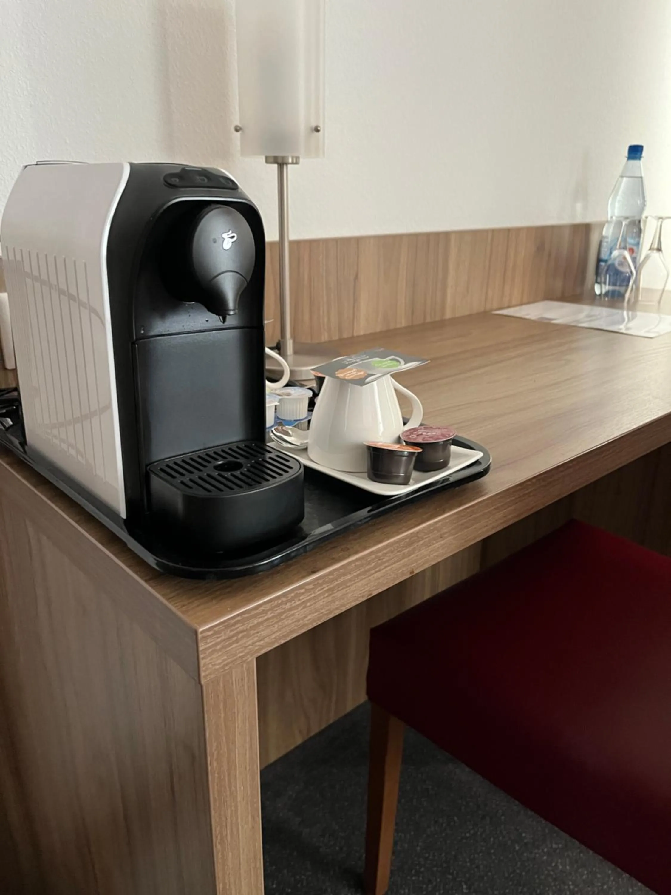 Coffee/tea facilities in La Flamme Wertheim garni