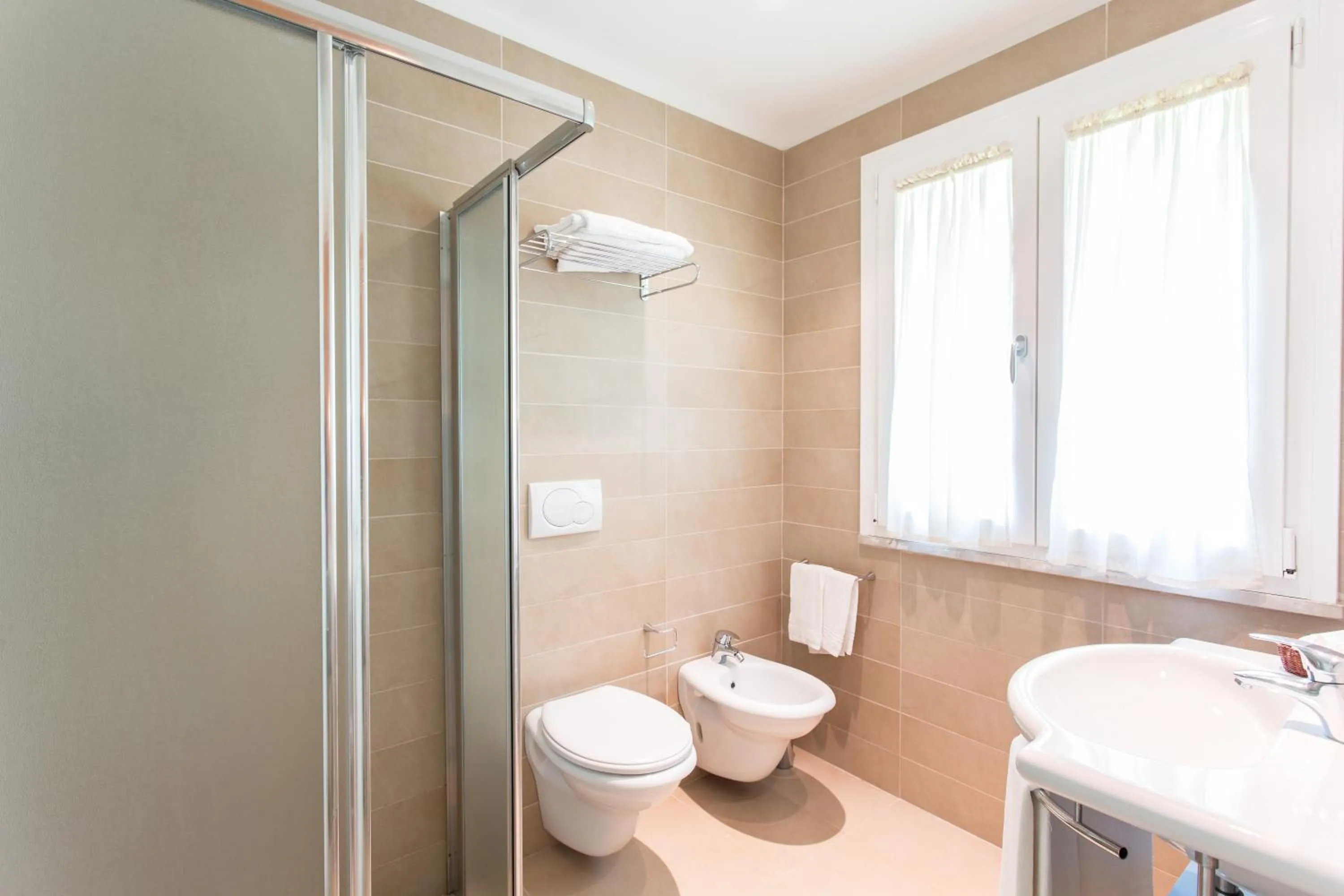 Bathroom in Hotel Villa Ombrosa