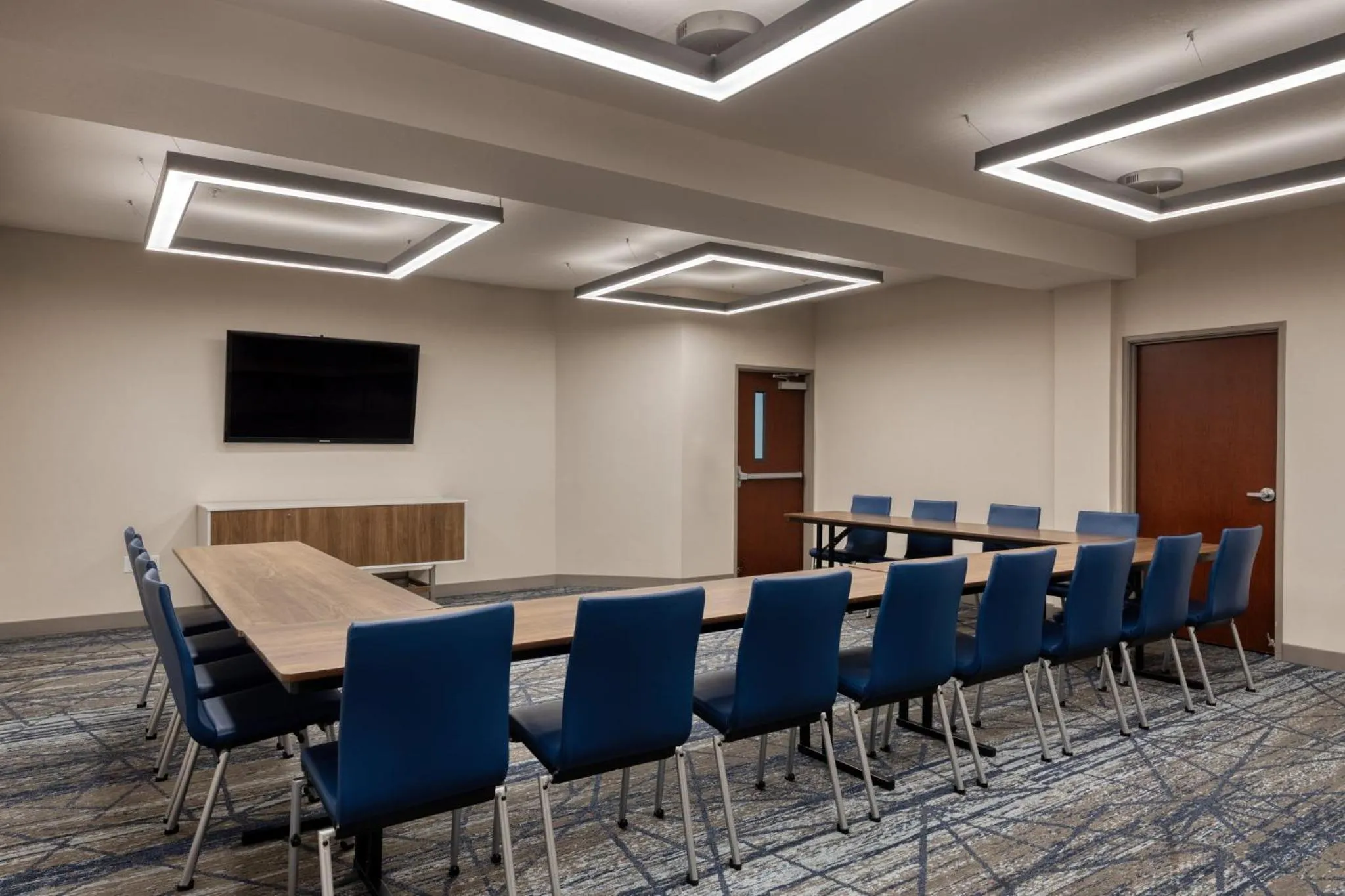 Meeting/conference room in Holiday Inn Express Hotel & Suites Portland - Jantzen Beach by IHG
