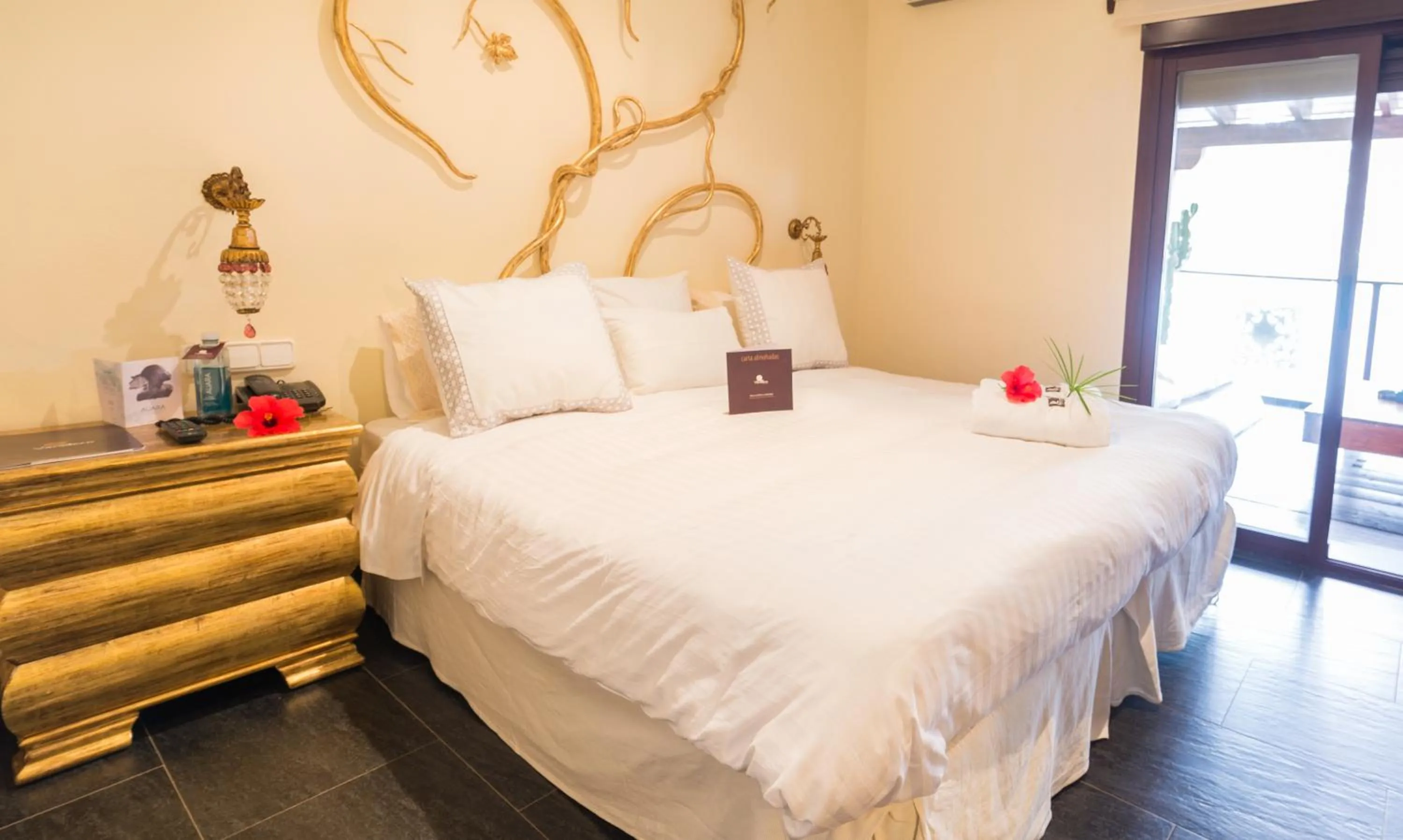 Bed in Hotel Boutique Varadero