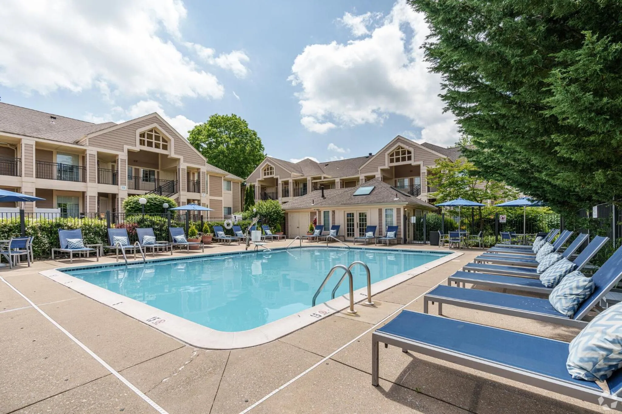 Swimming pool in Avia Residences on Lincoln - Extended Stay