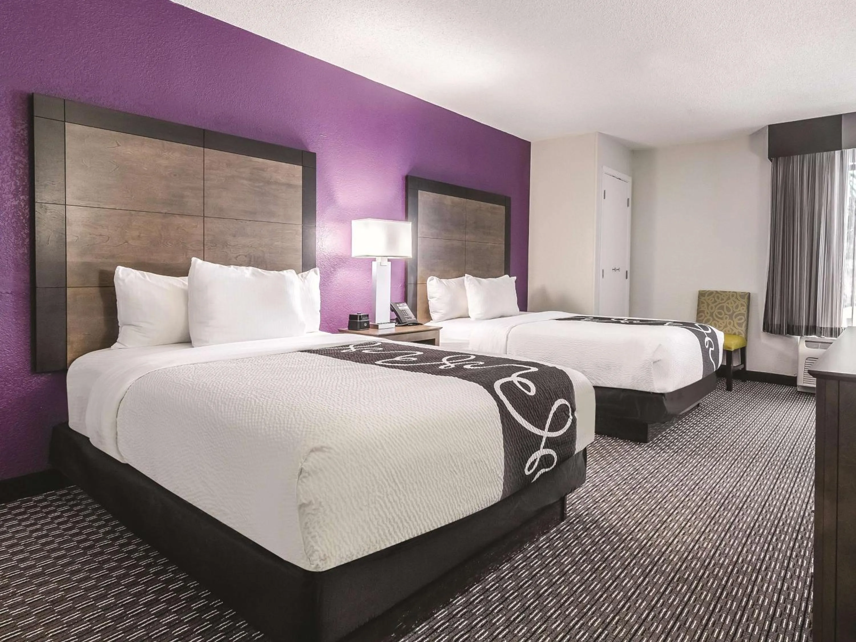 Photo of the whole room, Bed in La Quinta by Wyndham Myrtle Beach - N. Kings Hwy