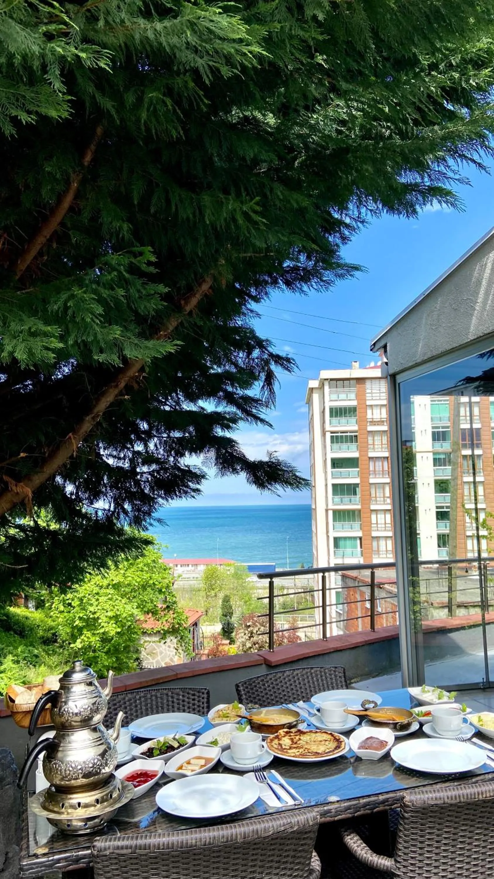 Garden in Caykent Suites Deluxe Hotel