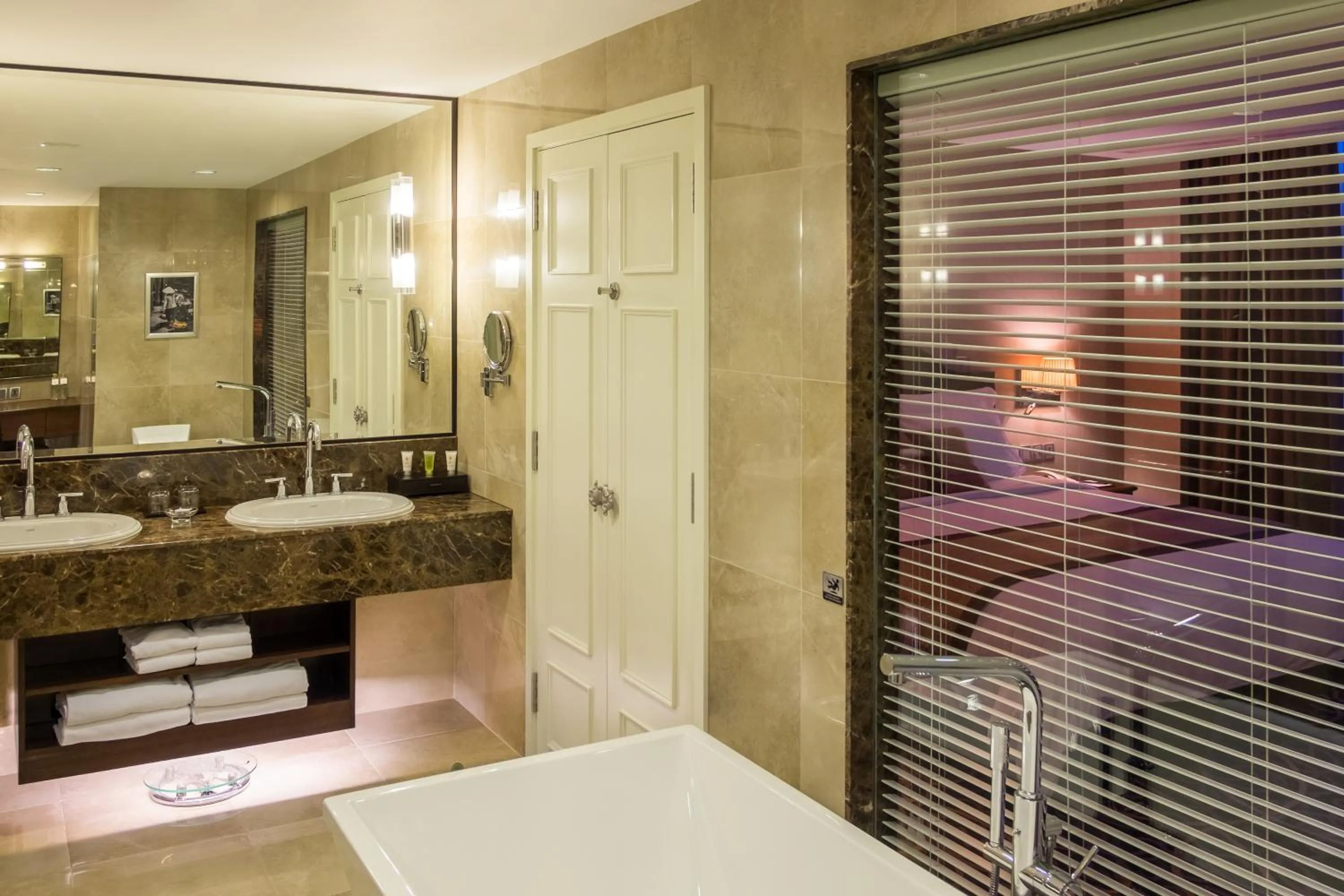 Bathroom in Eastin Grand Hotel Saigon