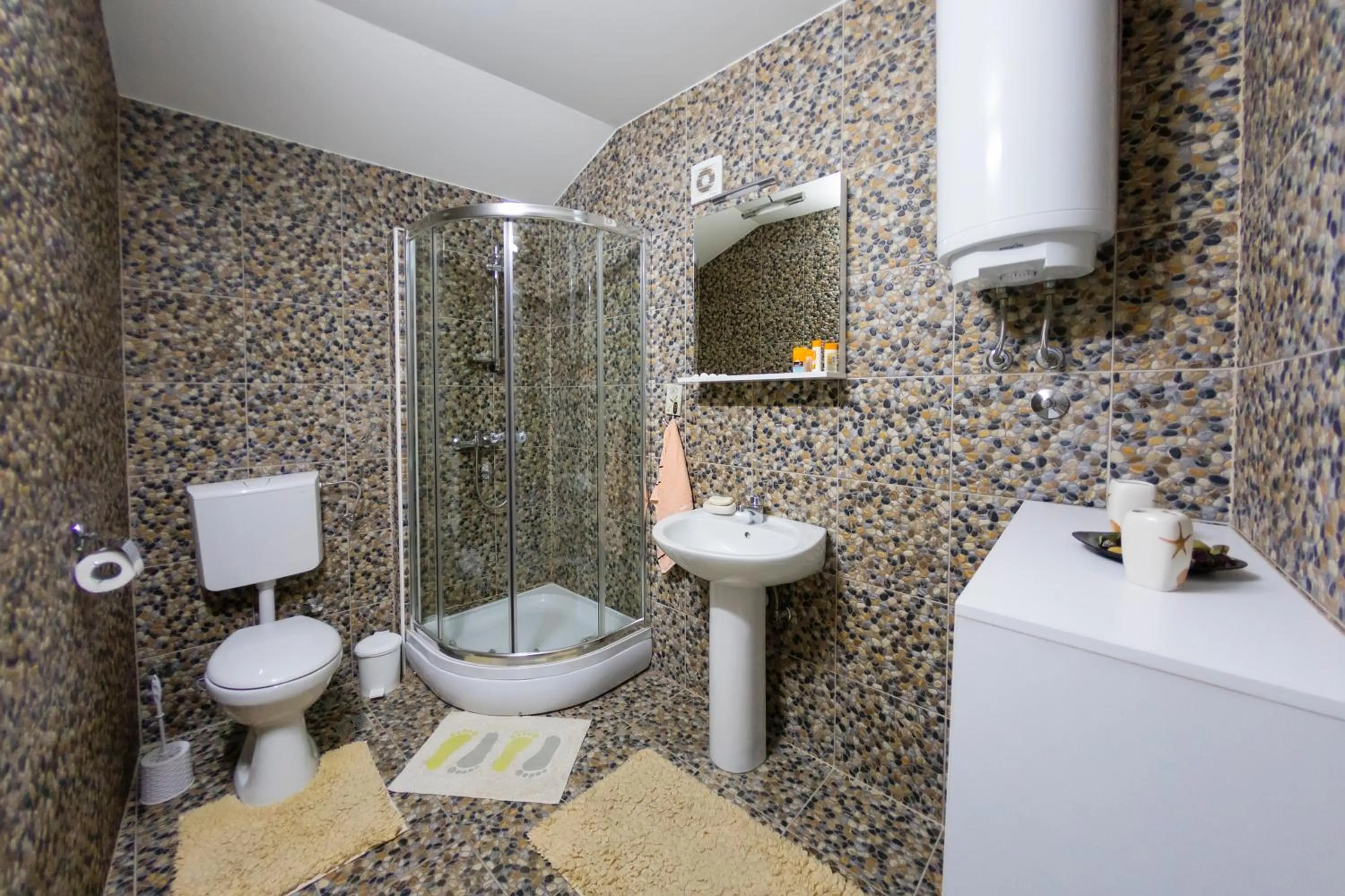 Shower in Pansion Infinity