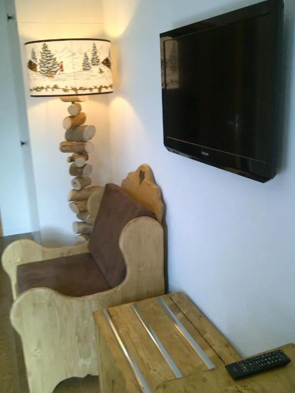 TV and multimedia in Hotel de la Lande