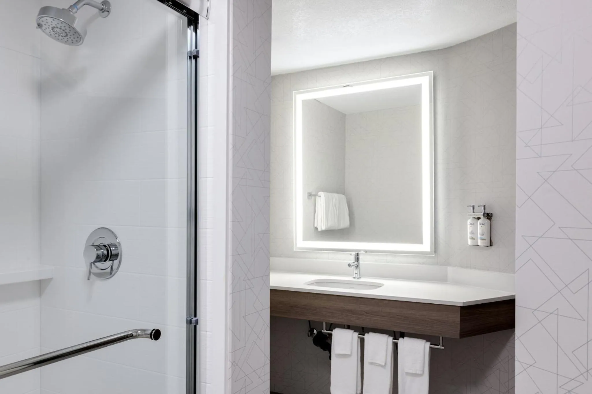 Bathroom in Holiday Inn Express Portland South - Lake Oswego by IHG