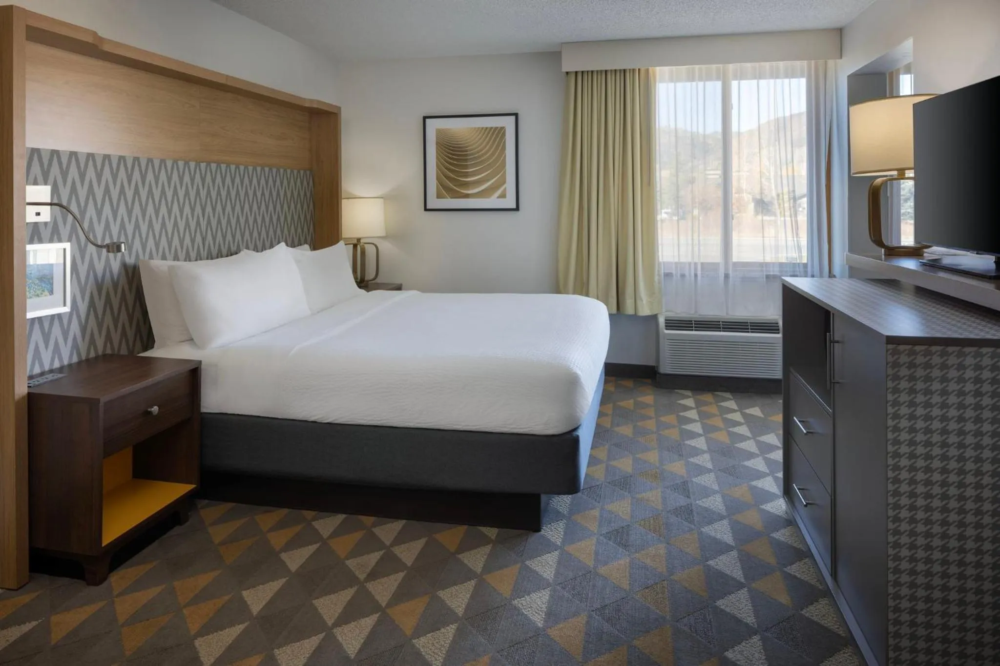 Photo of the whole room, Bed in Holiday Inn Steamboat Springs by IHG