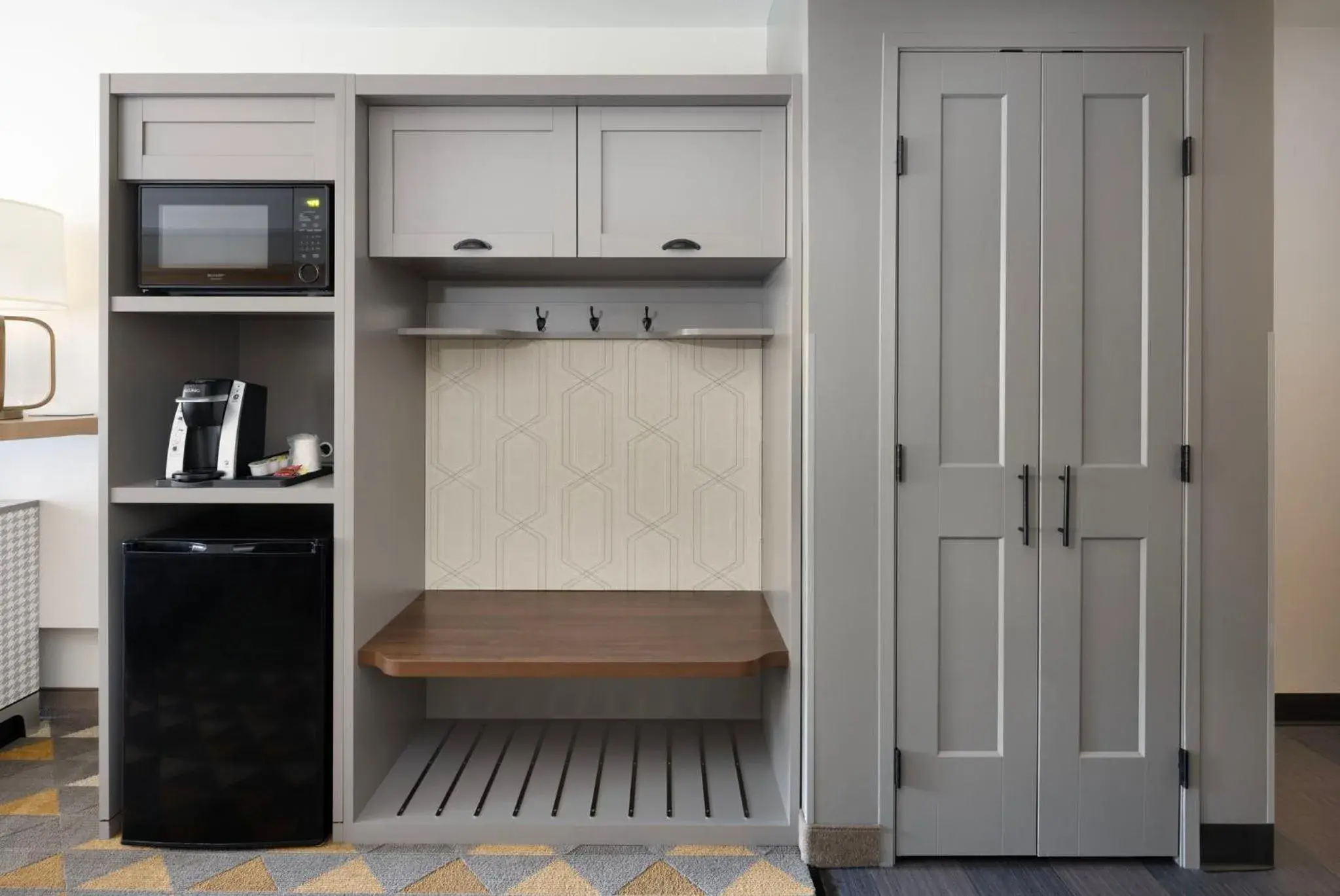 Standard King Room with Mountain View in Holiday Inn Steamboat Springs by IHG Standard King Room with Mountain View in Holiday Inn Steamboat Springs by IHG