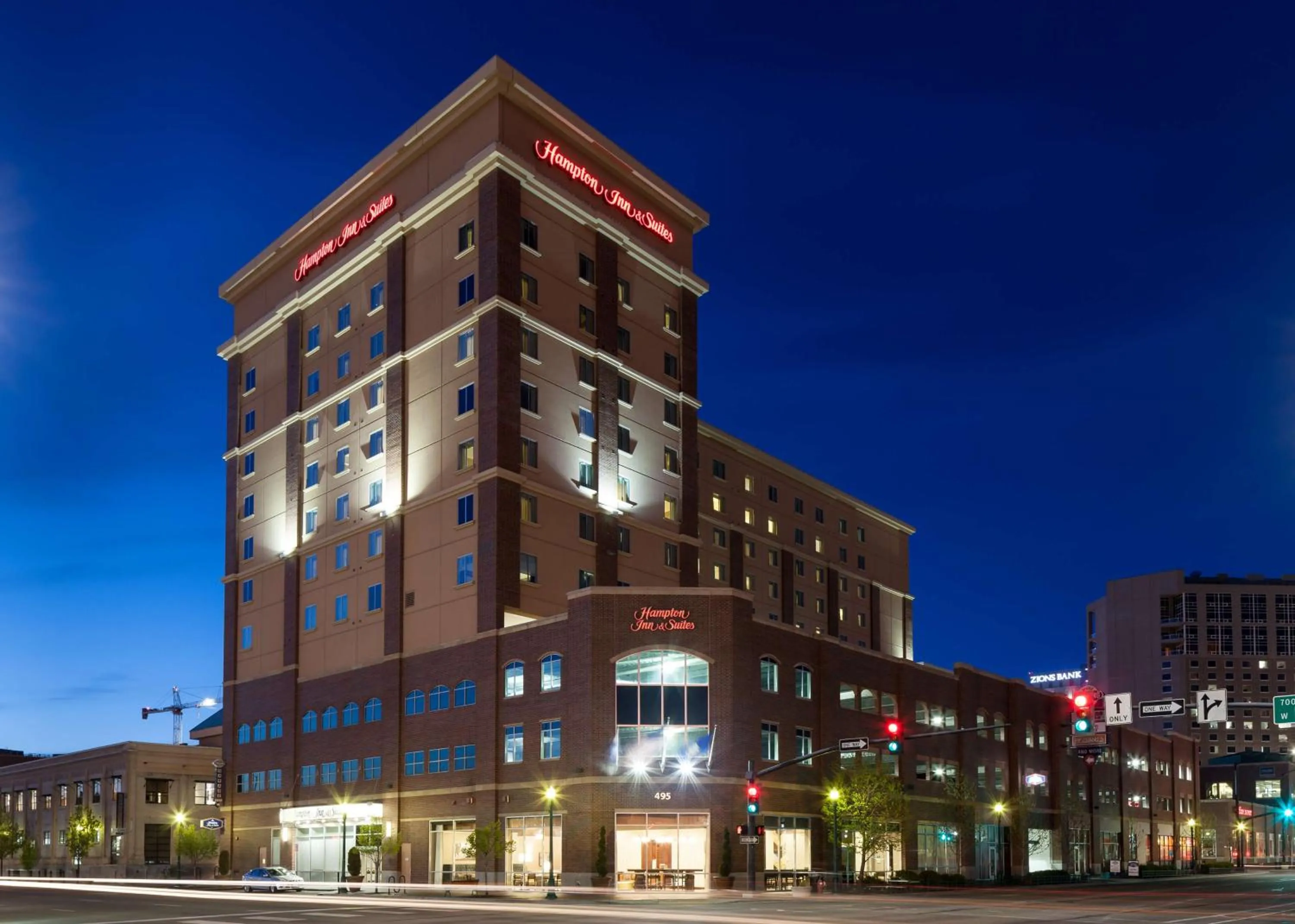 Property building in Hampton Inn & Suites Boise-Downtown