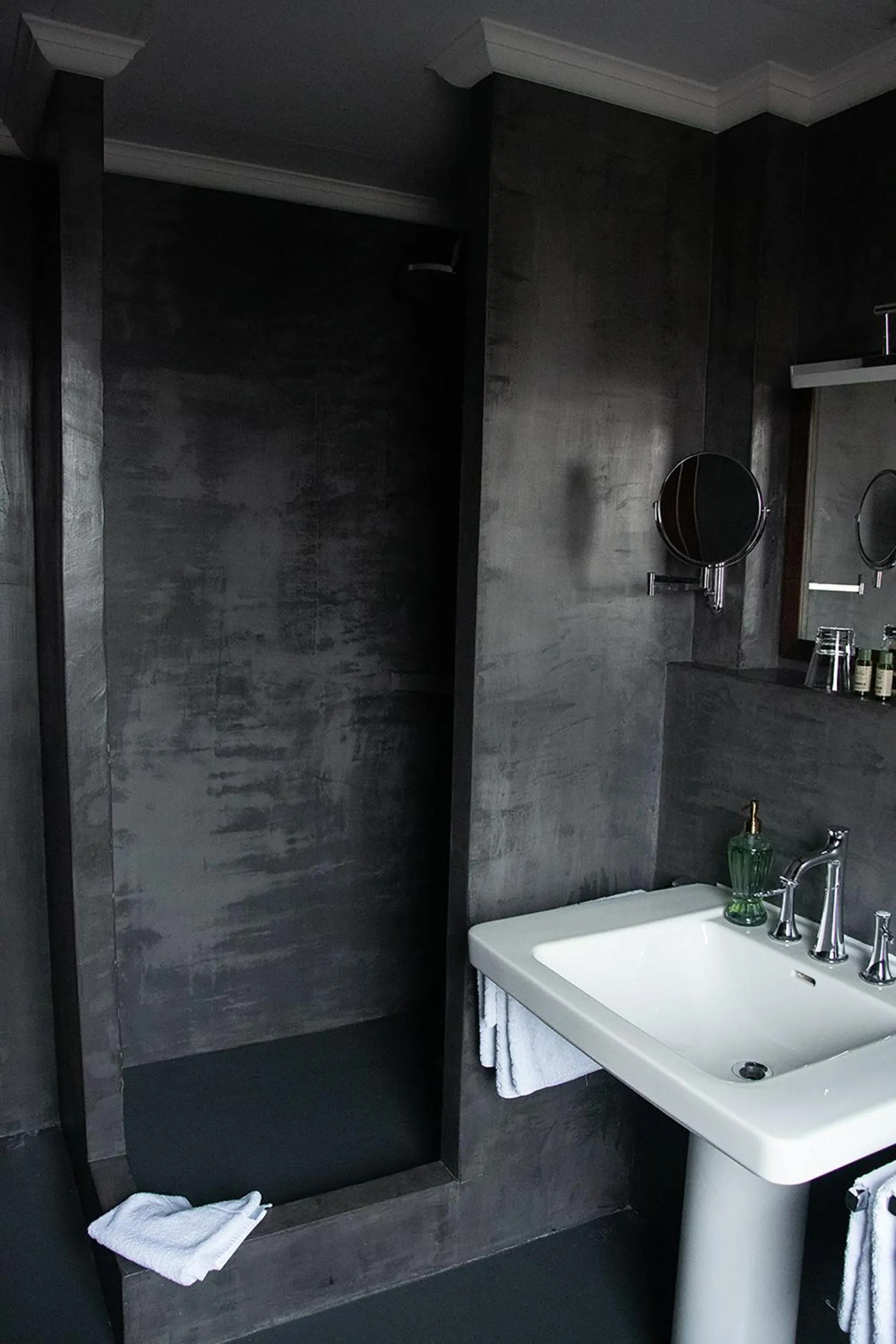 Bathroom in Landhotel Wolfschlugen