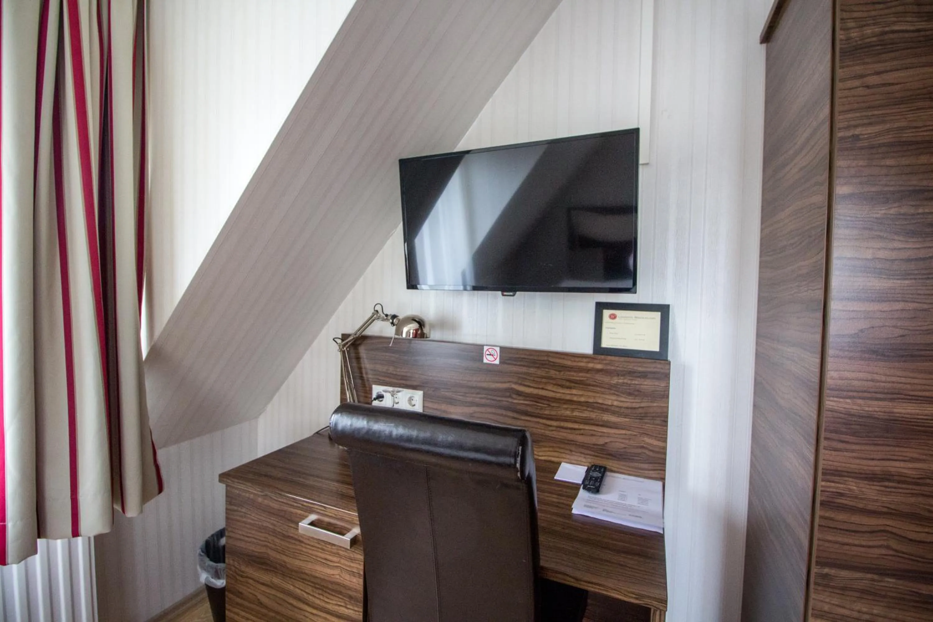 Photo of the whole room in Landhotel Wolfschlugen