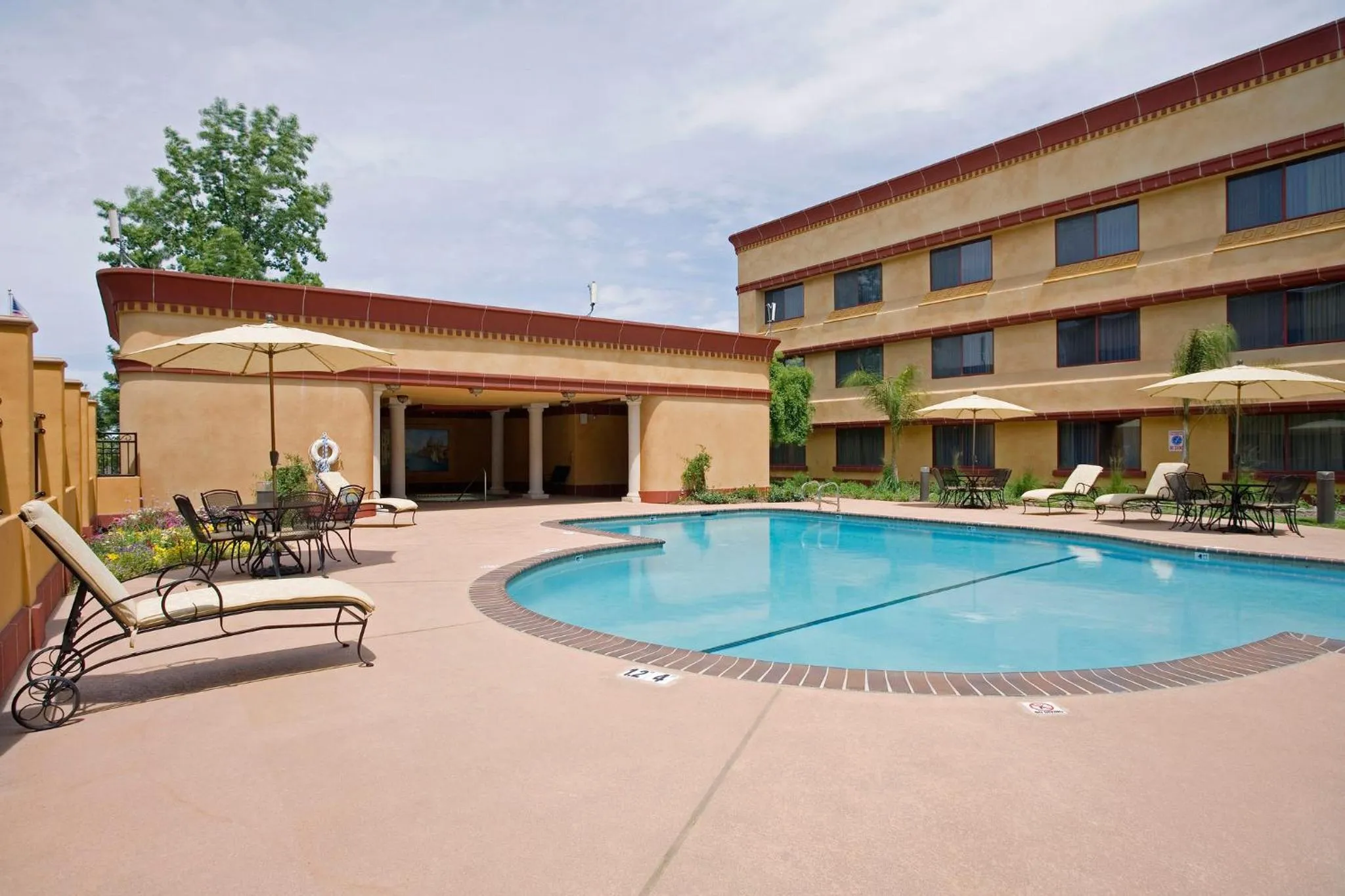Swimming pool in Holiday Inn Rancho Cordova - Northeast Sacramento by IHG
